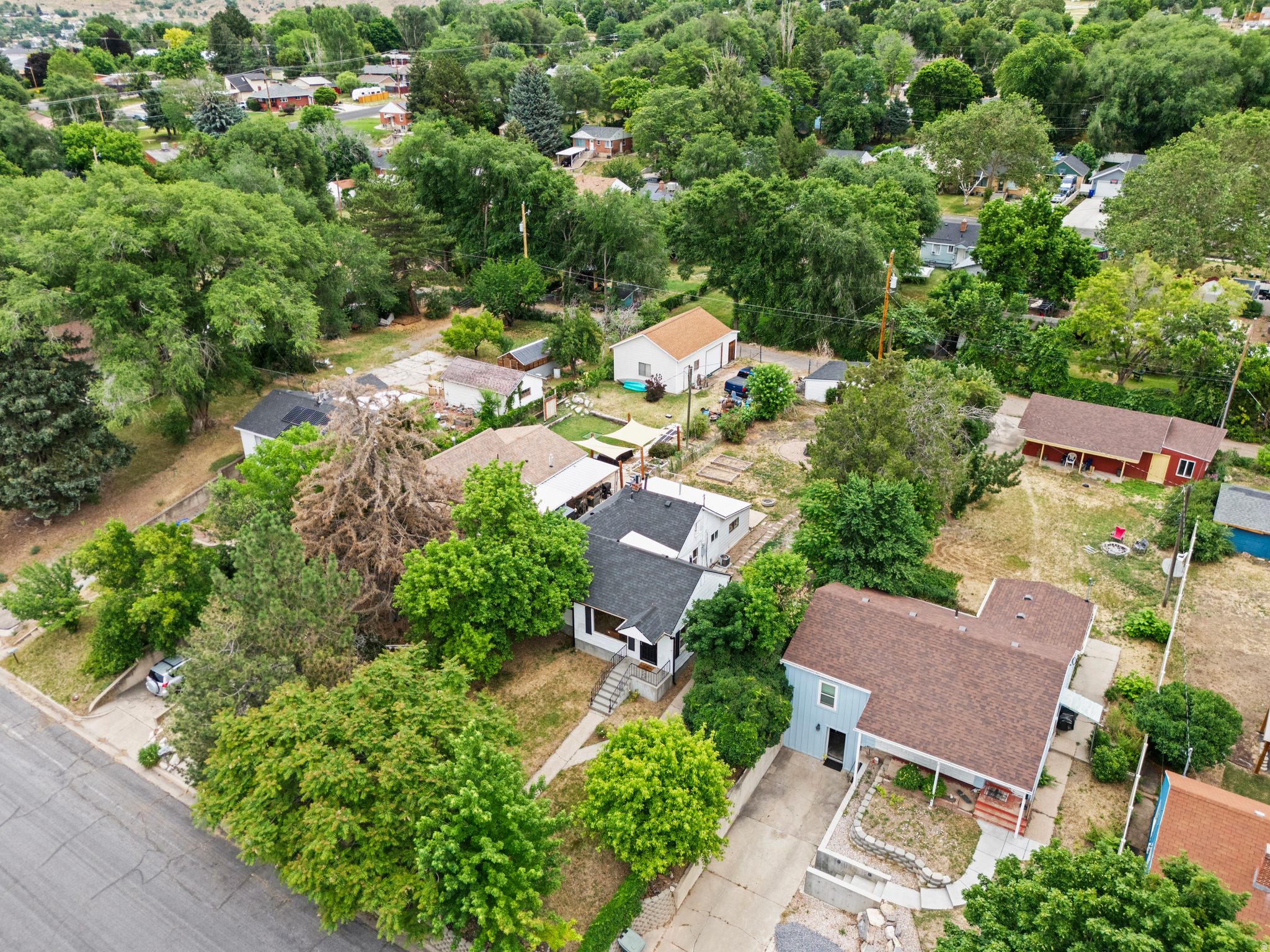 main property photo 16