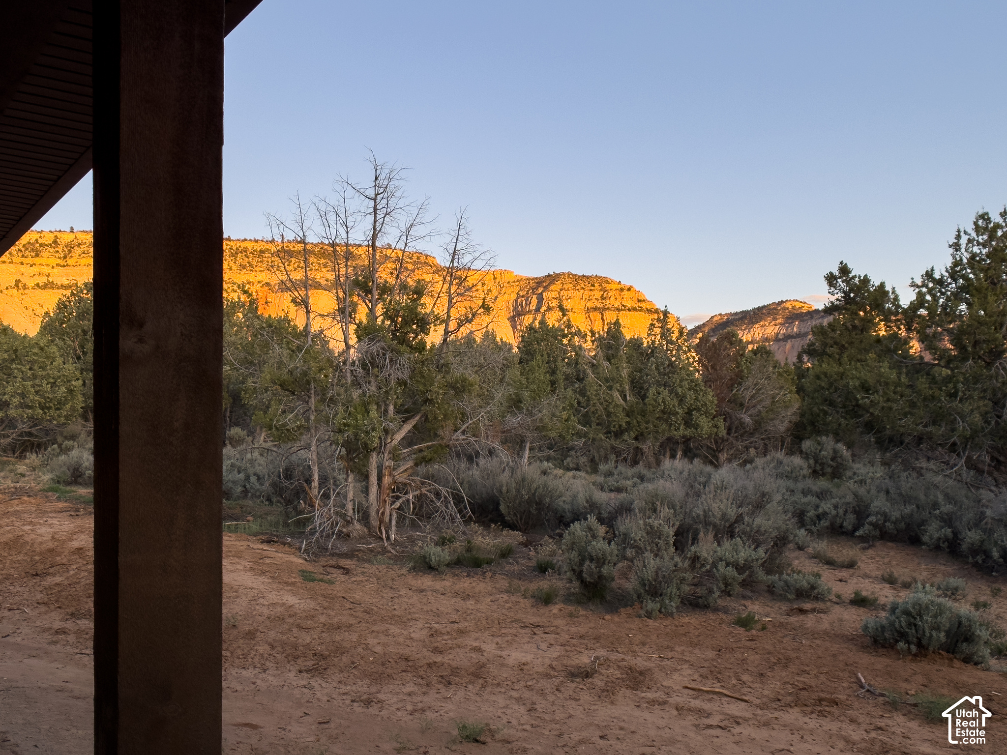 main property photo 24