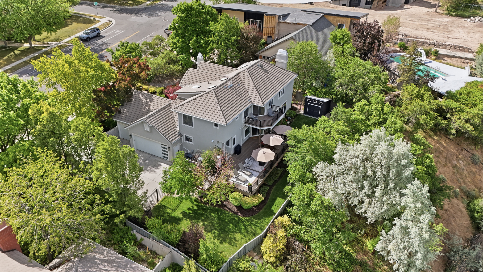 main property photo 81