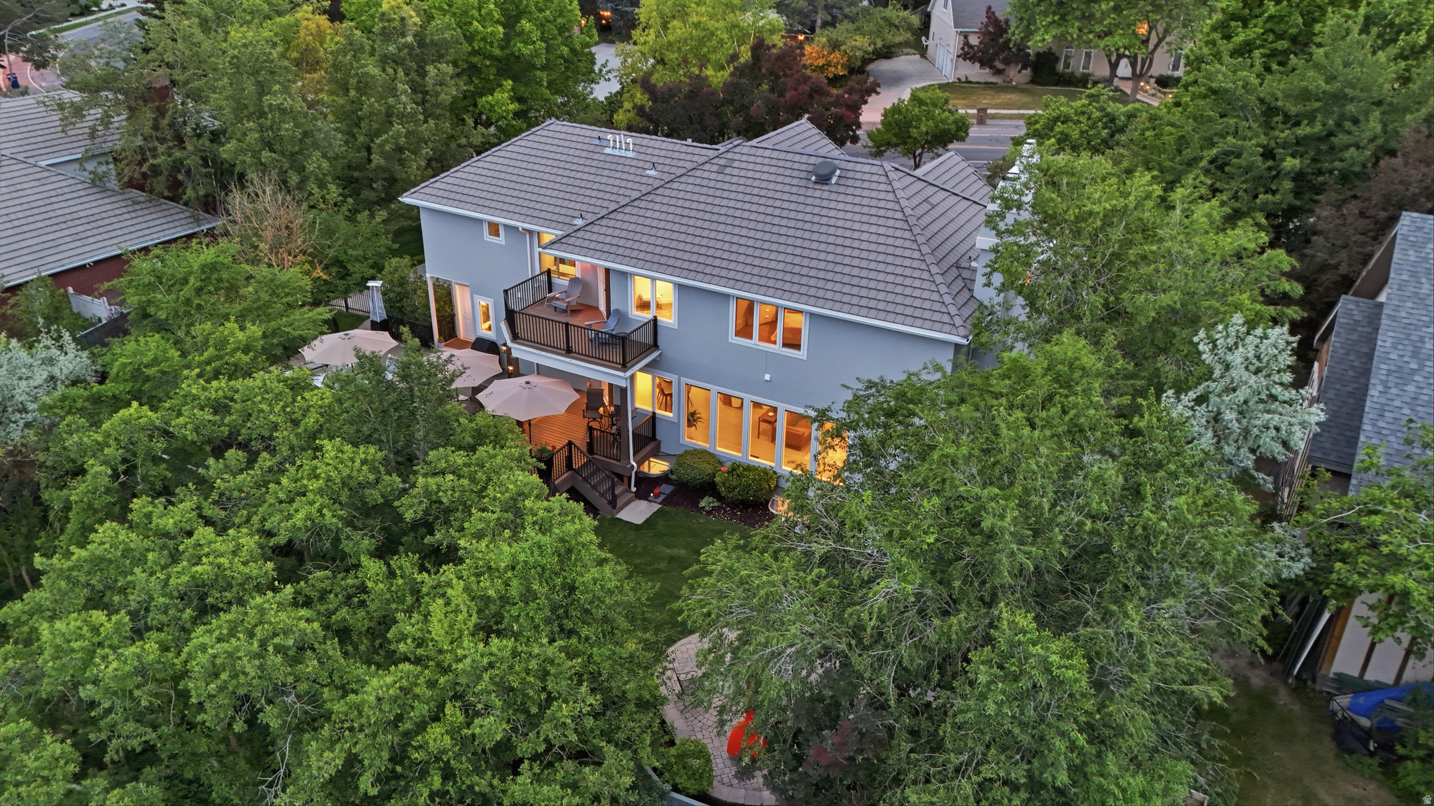 main property photo 90