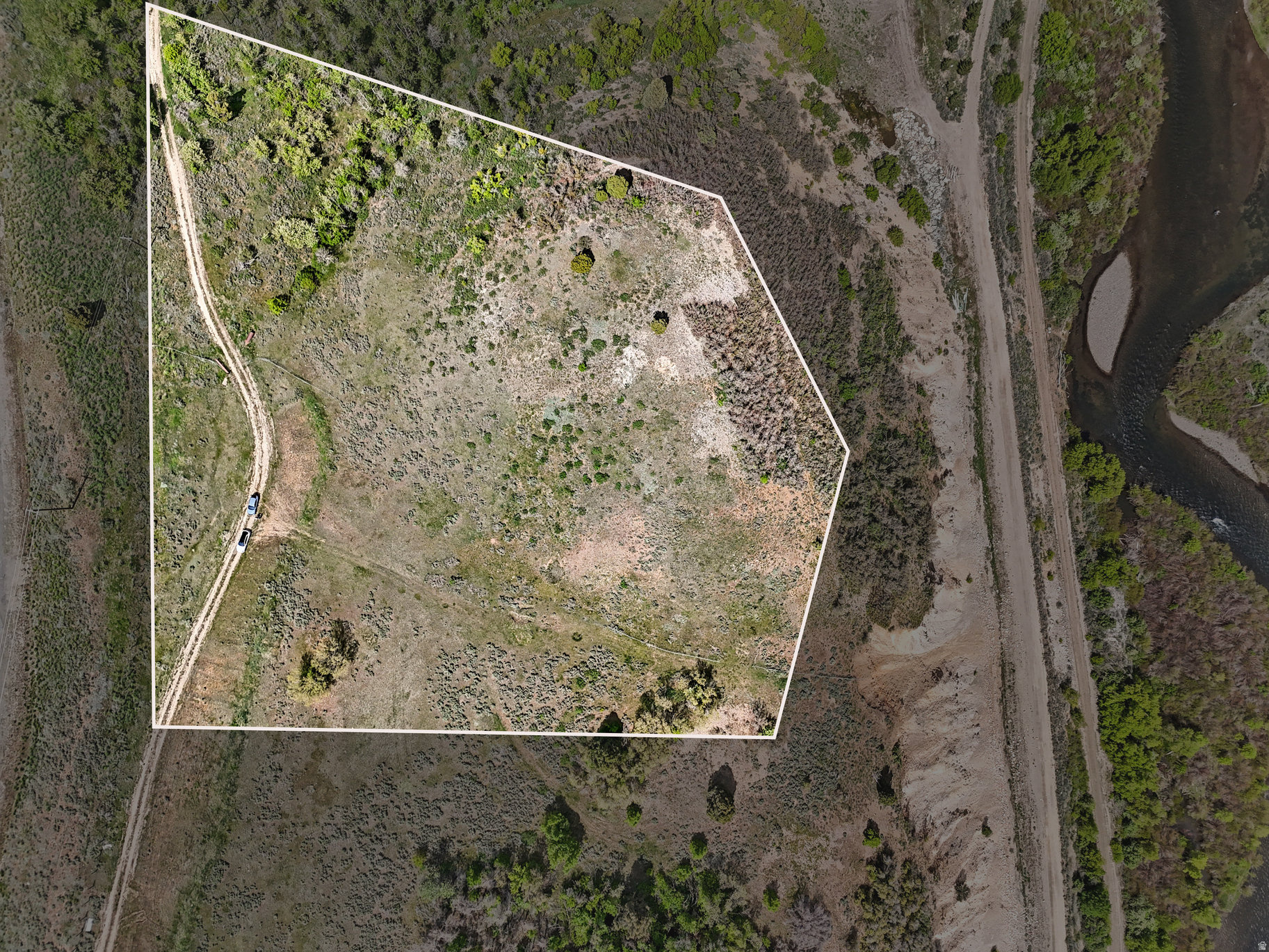 main property photo 18