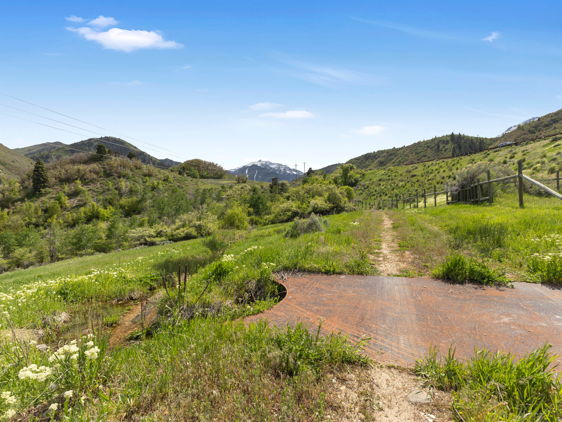 main property photo 9