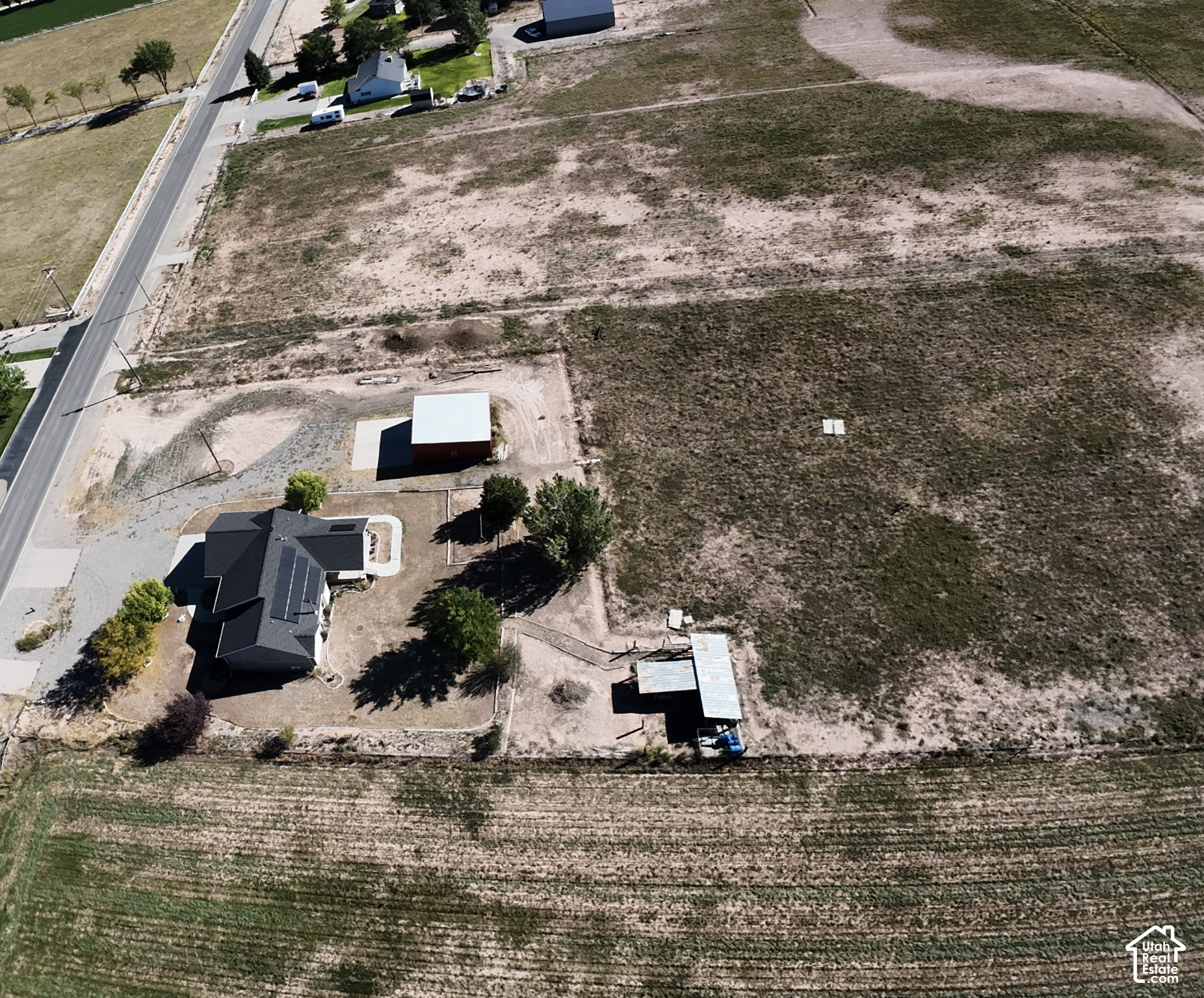 main property photo 74