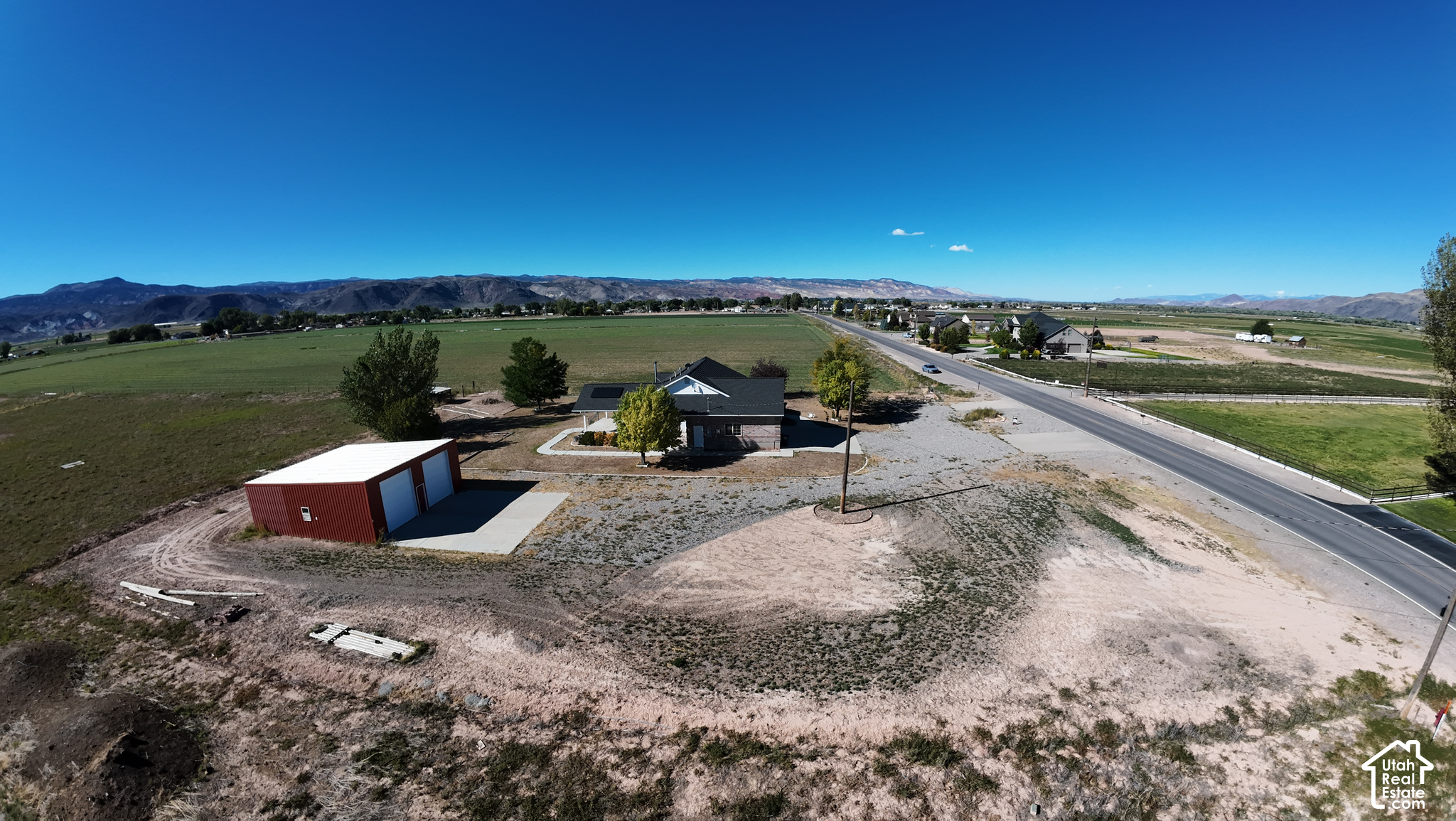 main property photo 75