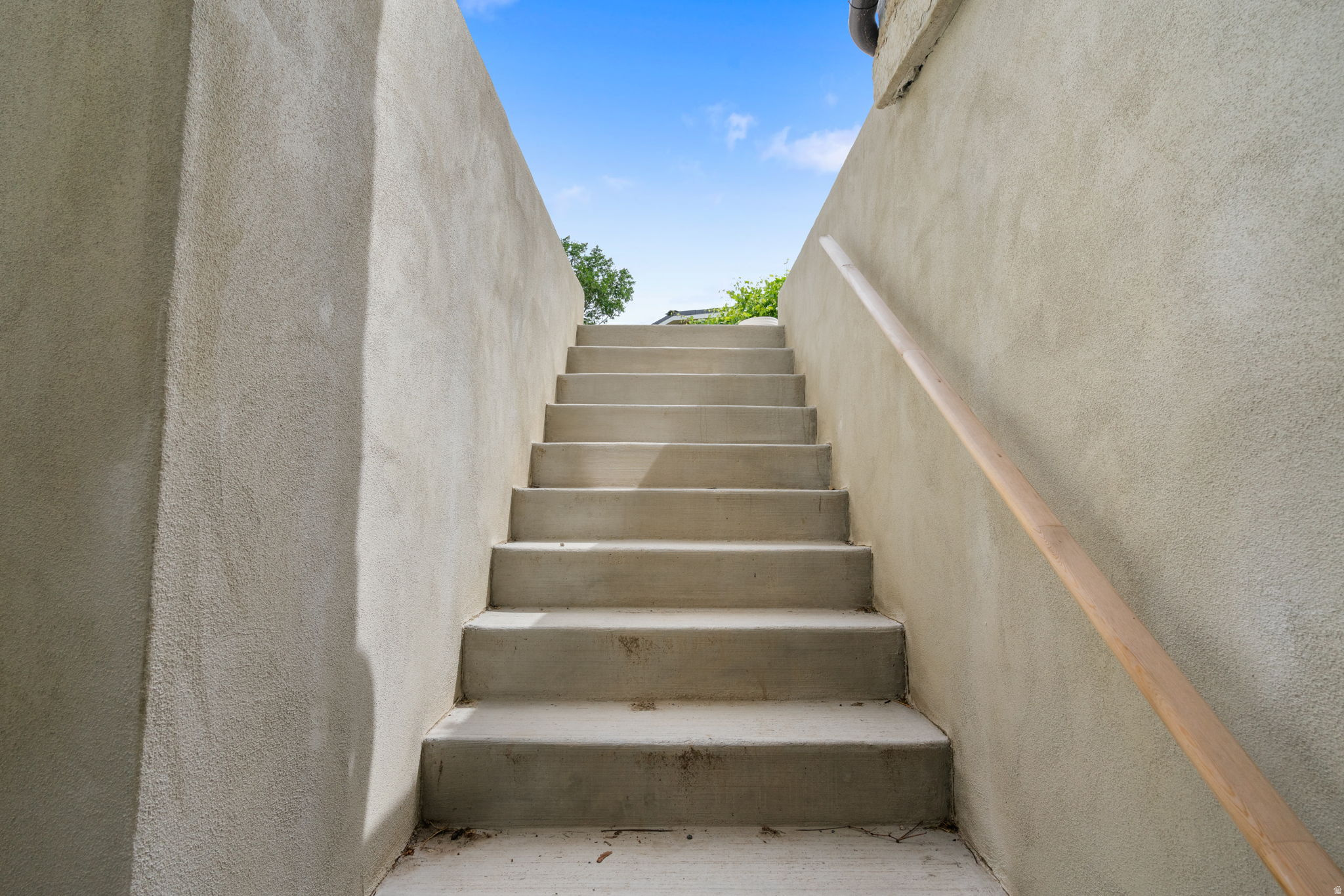 main property photo 65