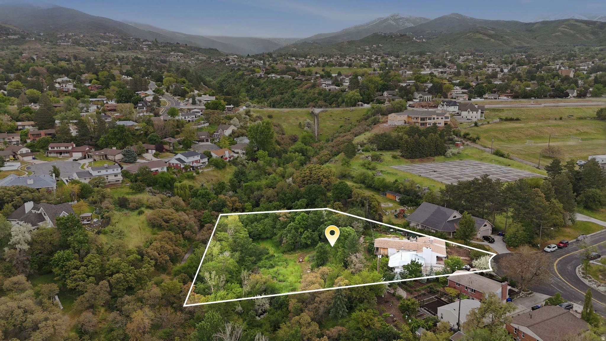 main property photo 36