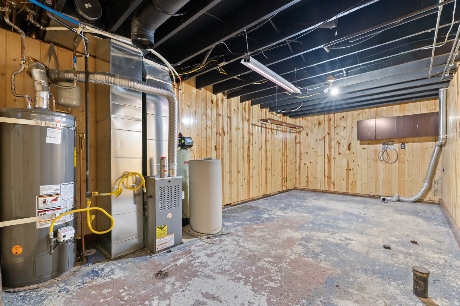 main property photo 39
