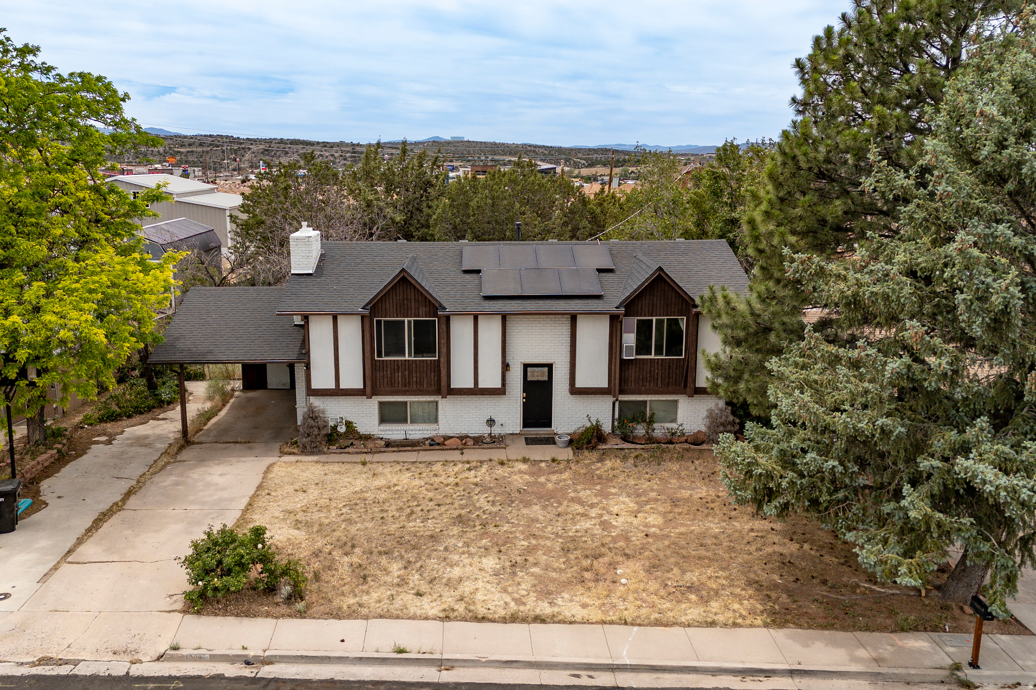 main property photo 37
