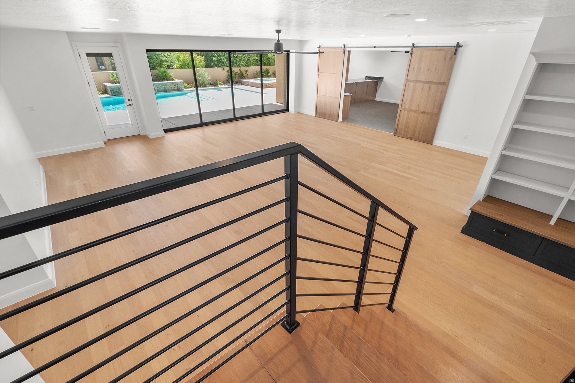 main property photo 59