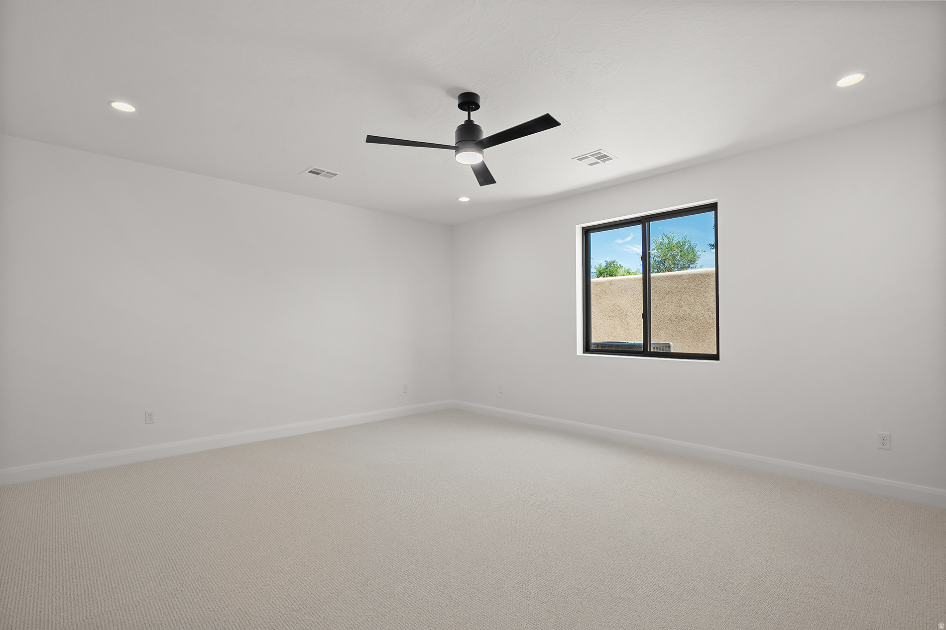 main property photo 78