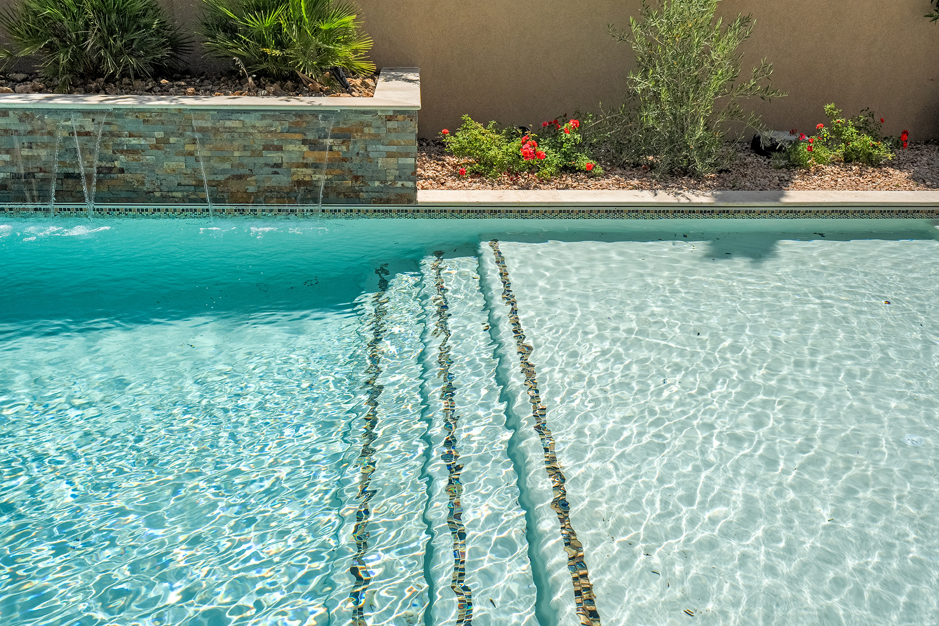 main property photo 94