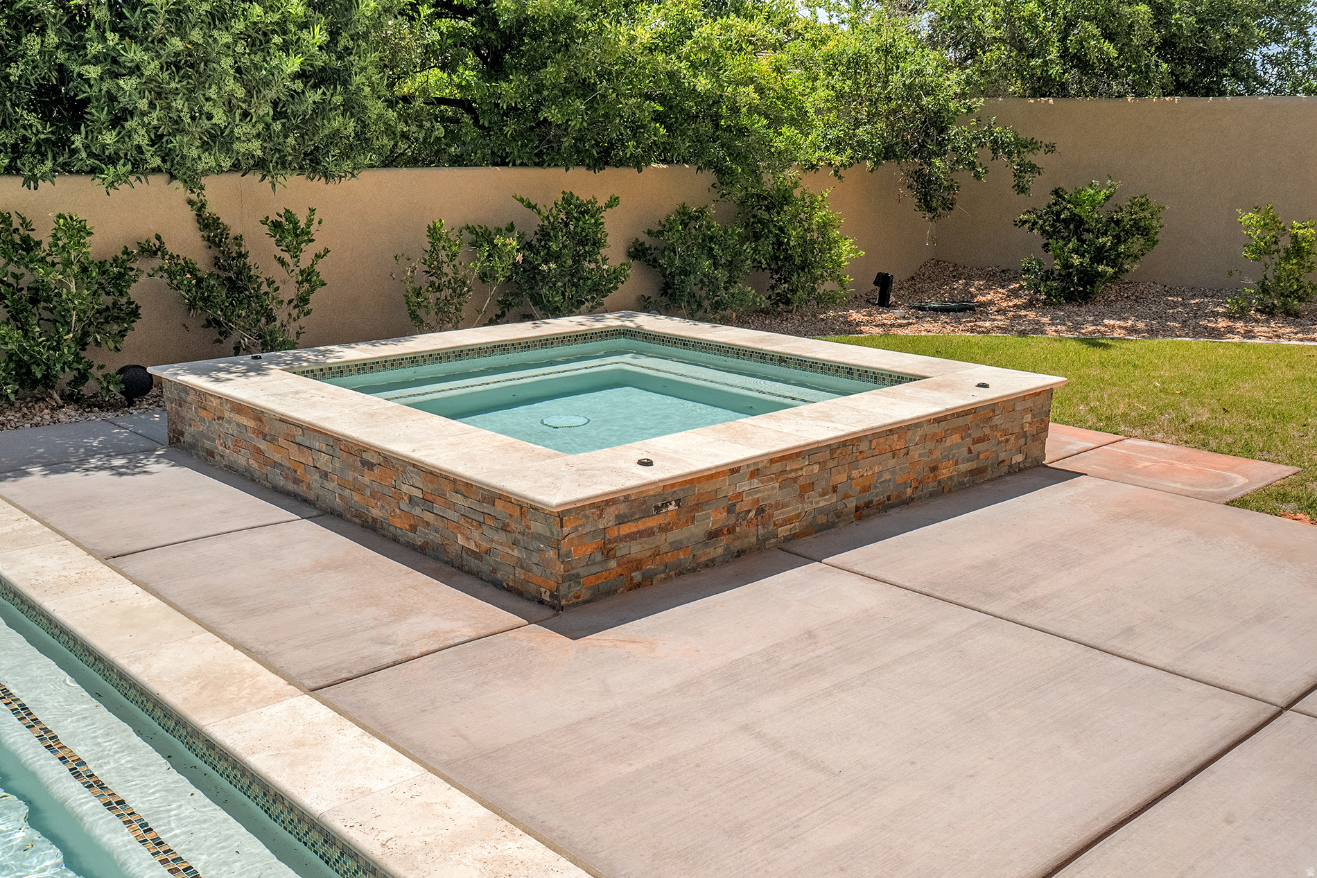main property photo 95