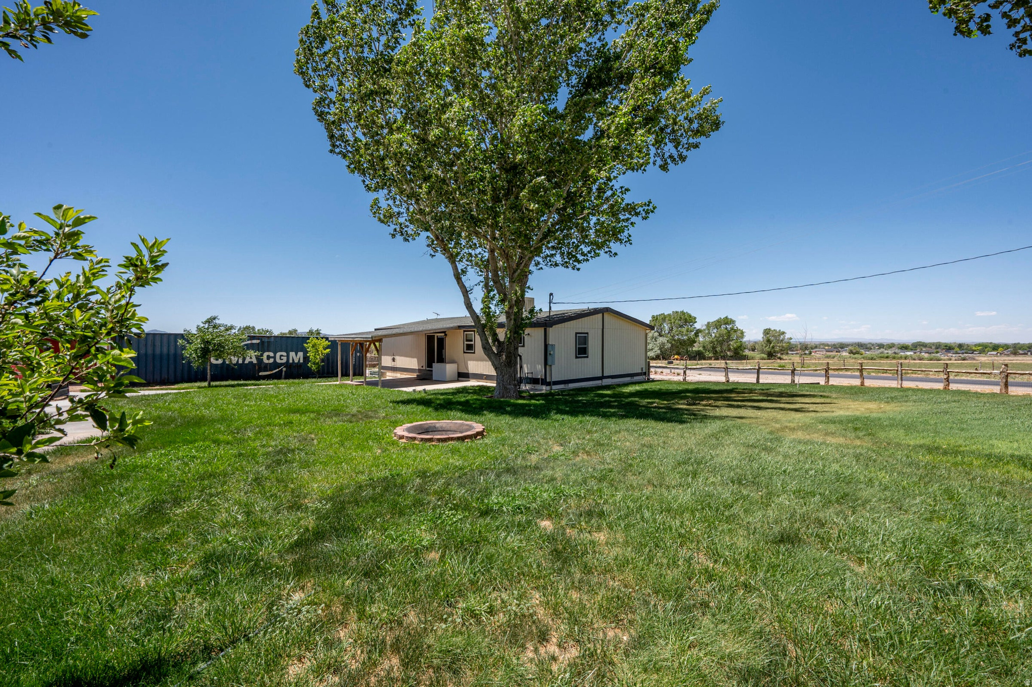 main property photo 27