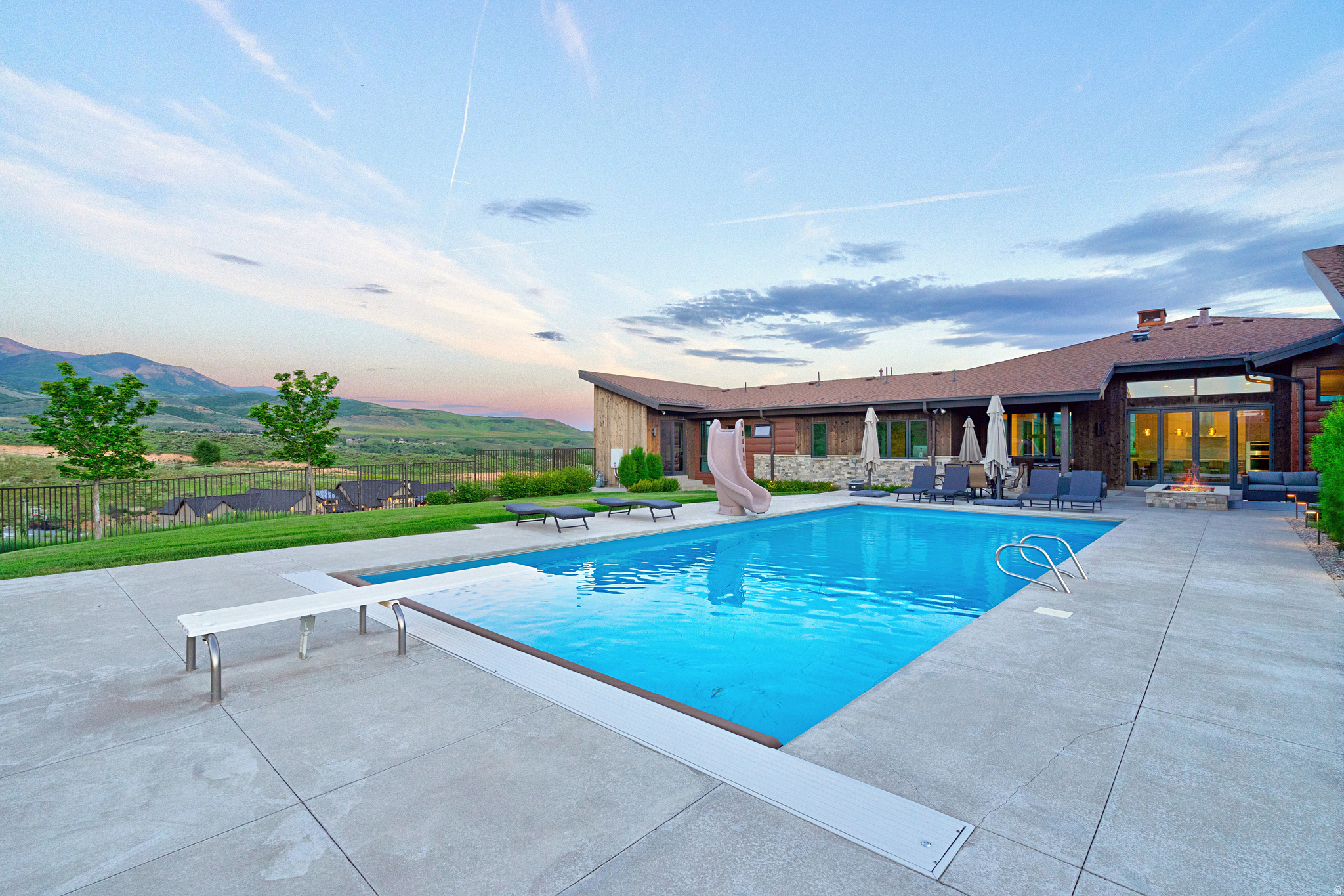 main property photo 73