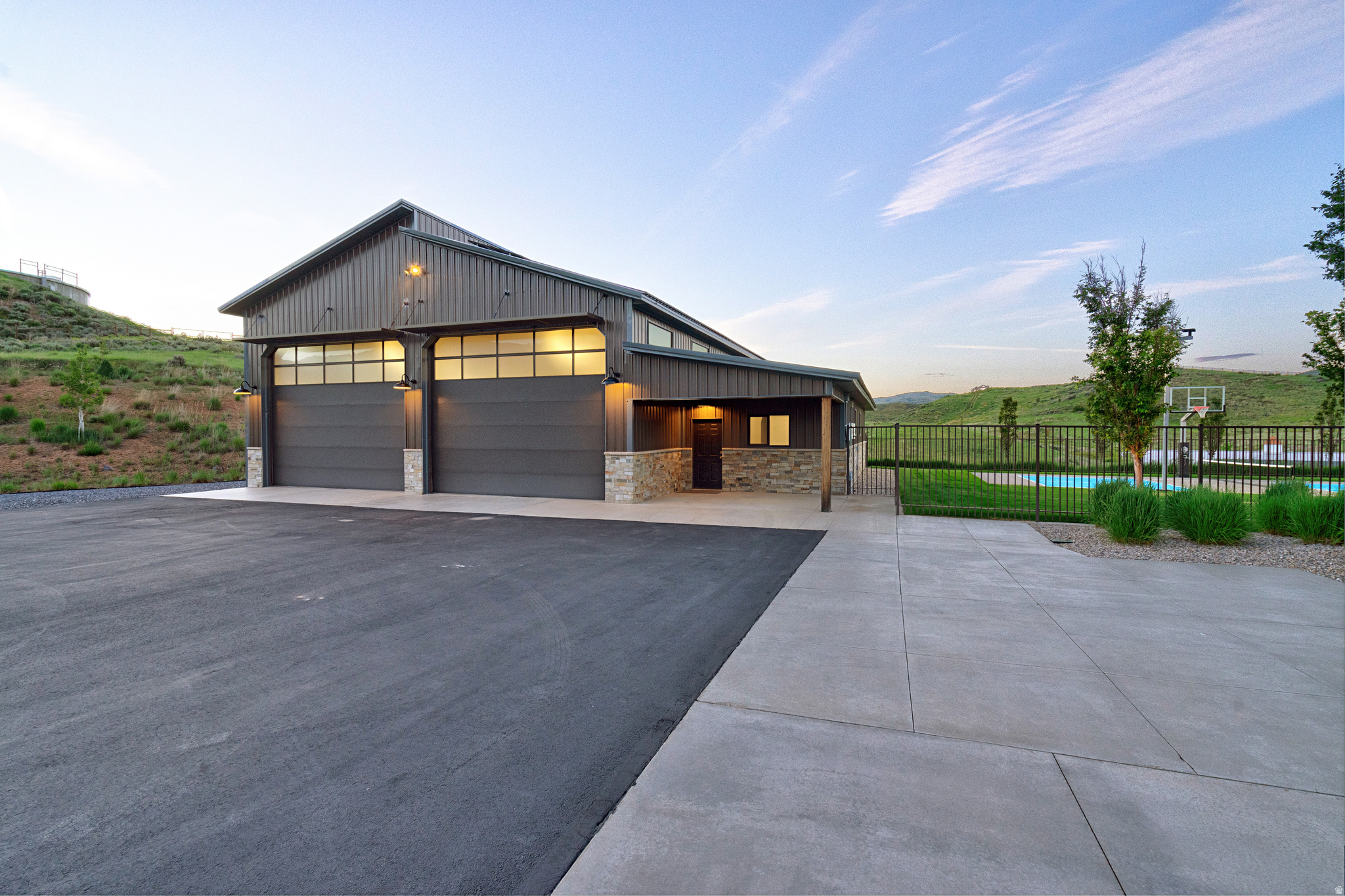 main property photo 83