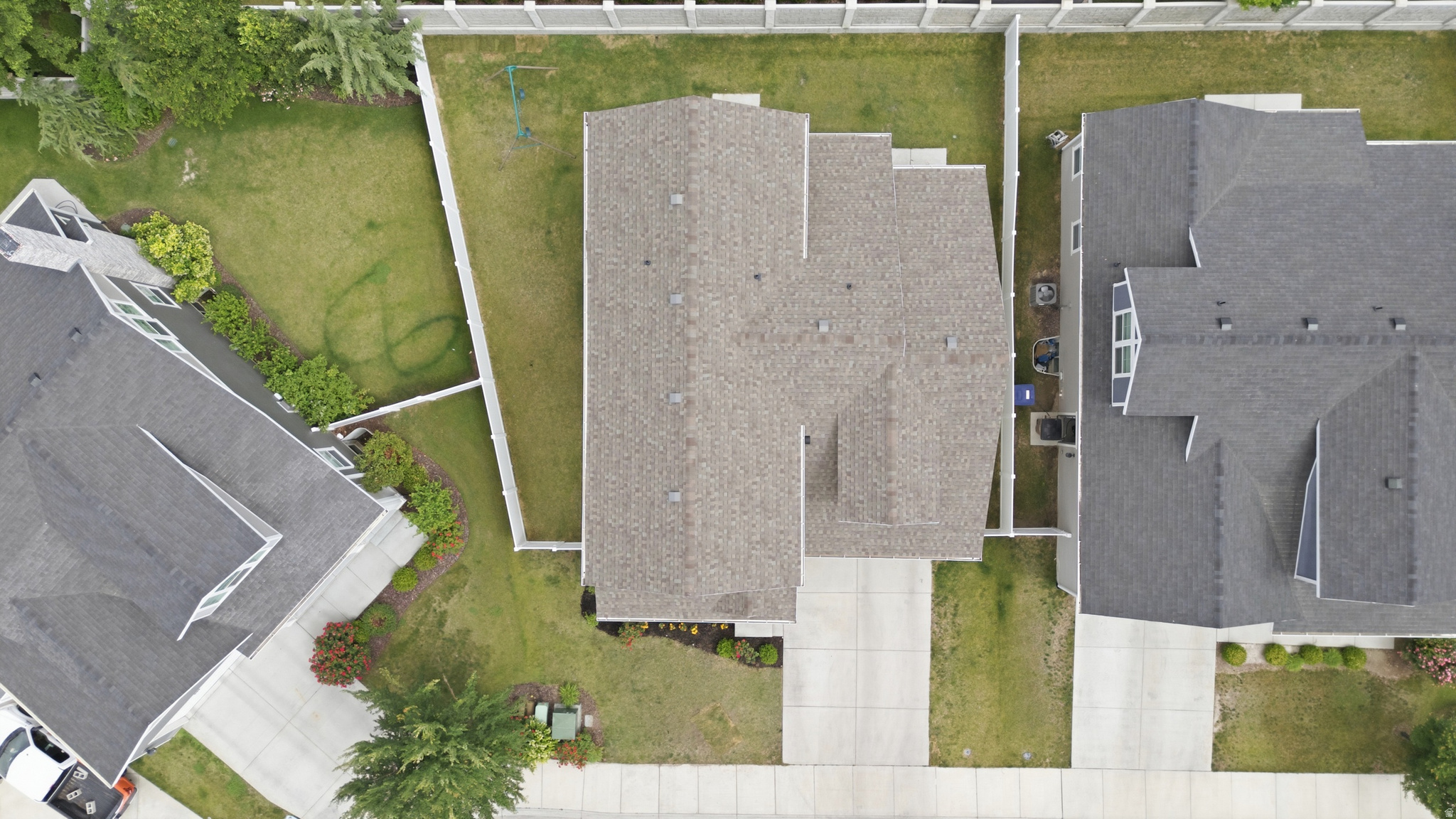 main property photo 60