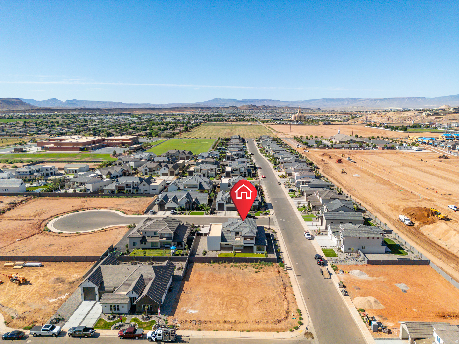main property photo 41