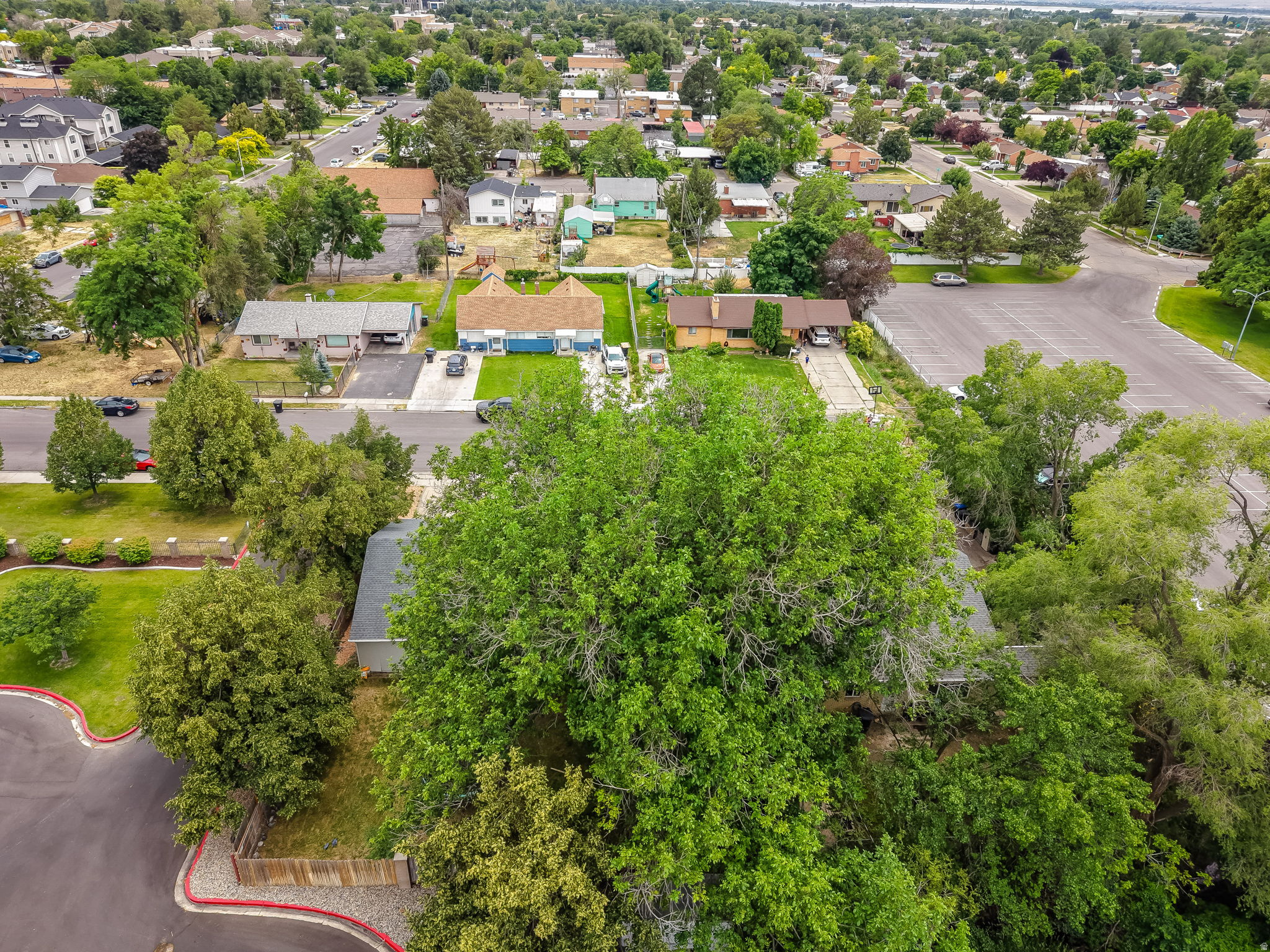 main property photo 35
