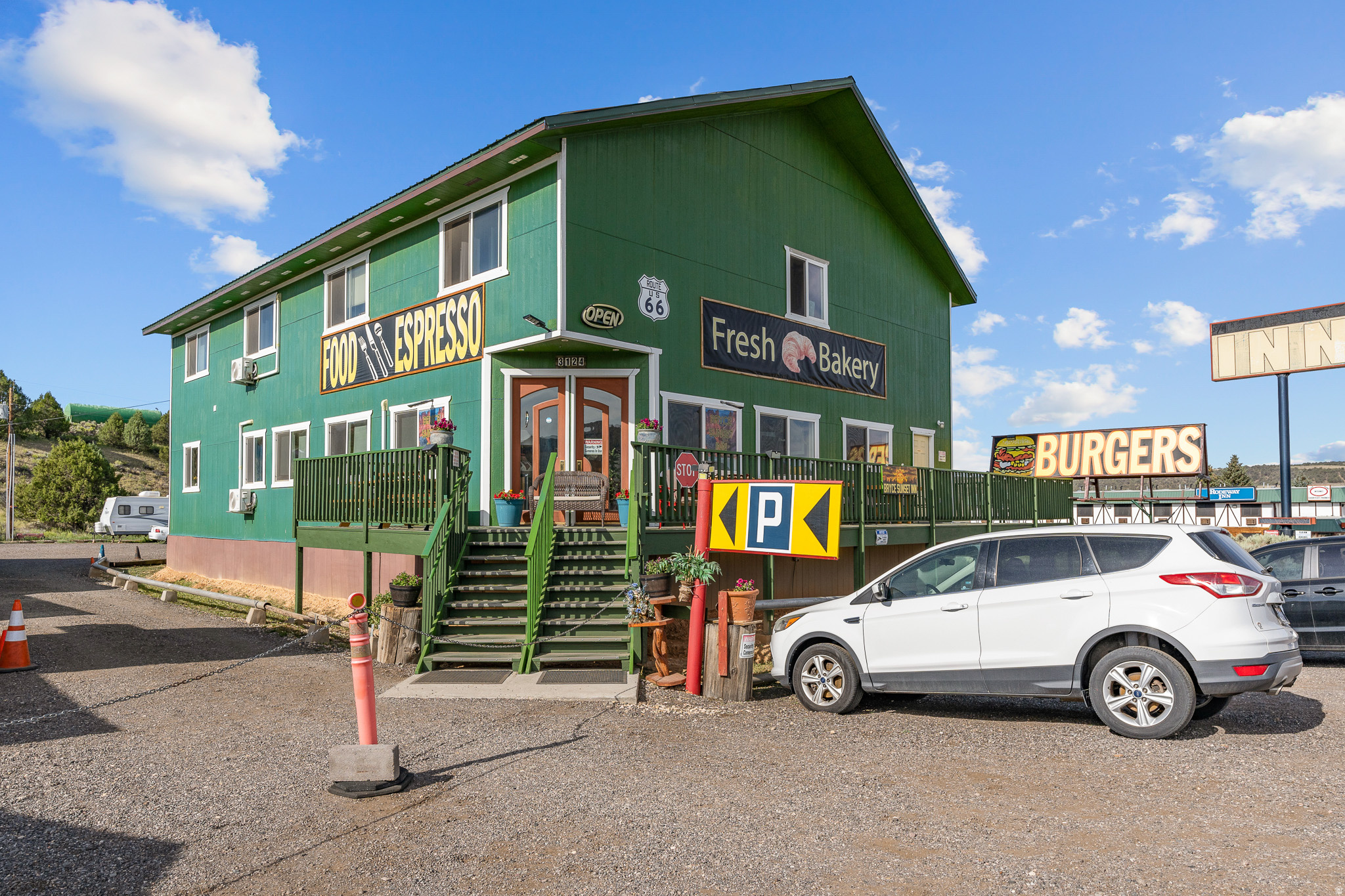 main property photo 3