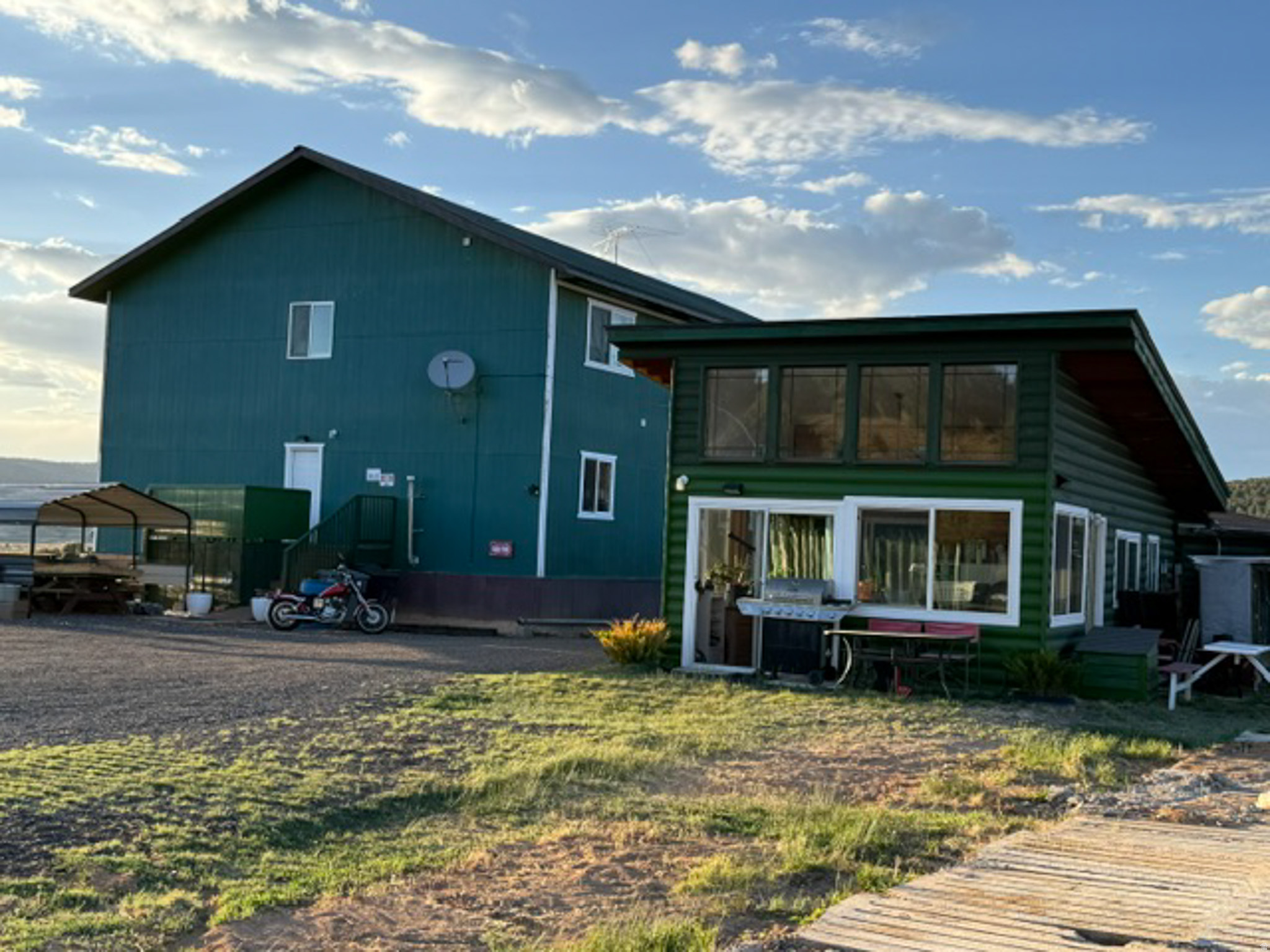 main property photo 7