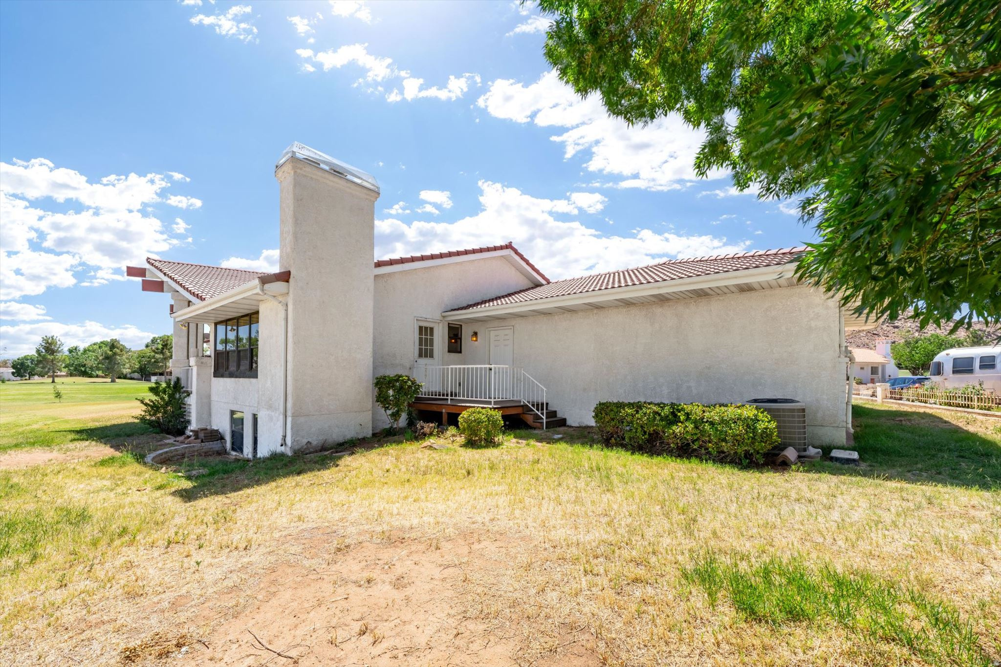 main property photo 78