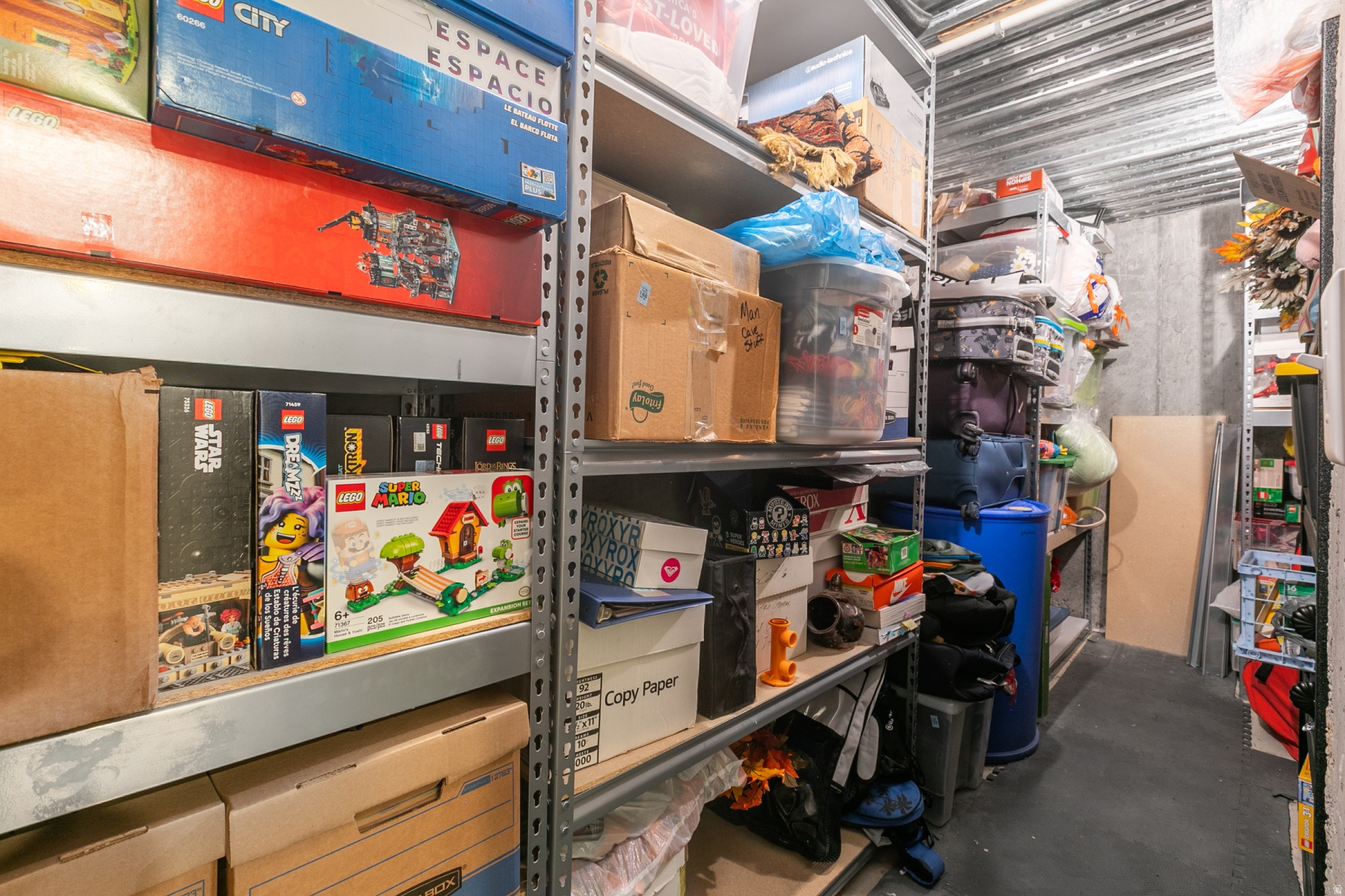 main property photo 37