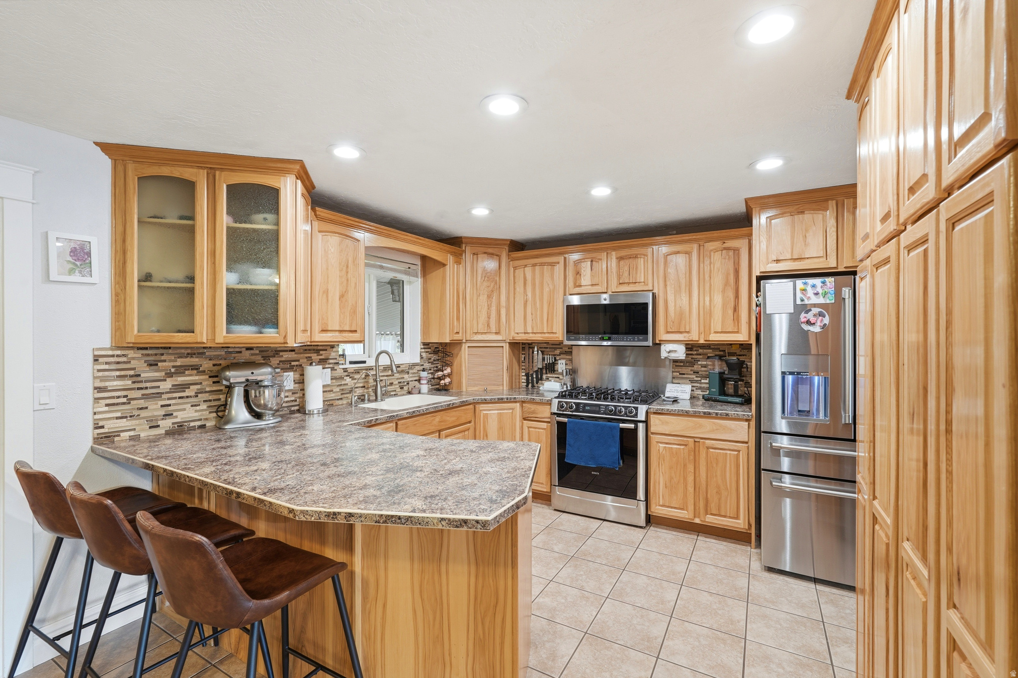 main property photo 9