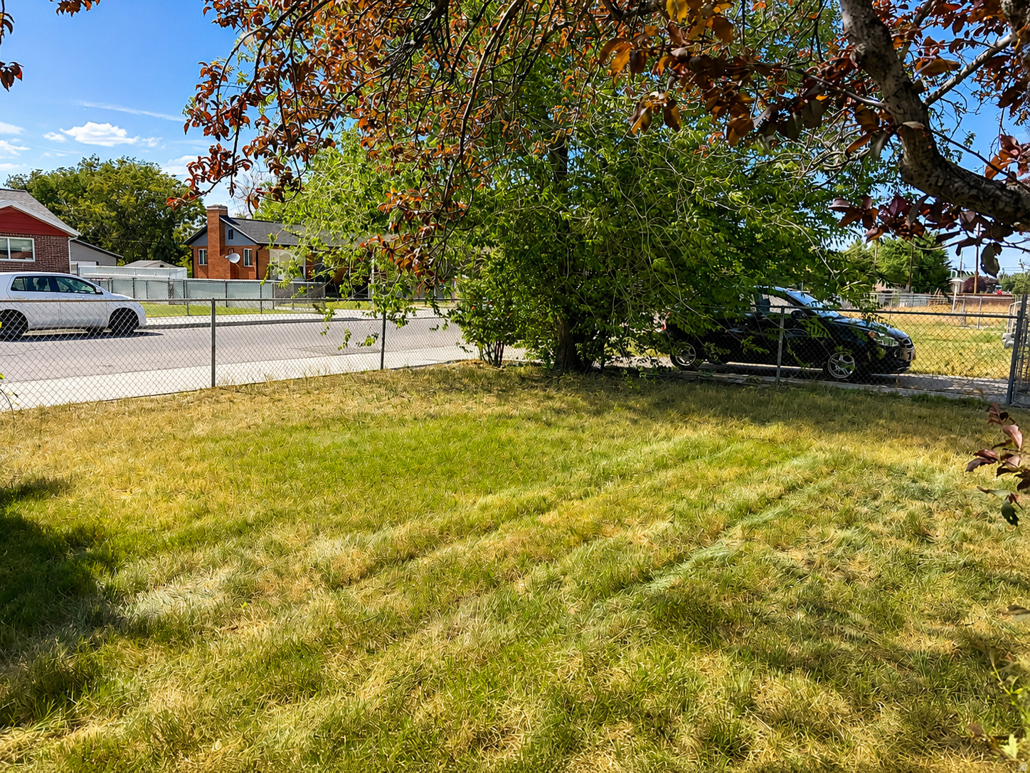 main property photo 9