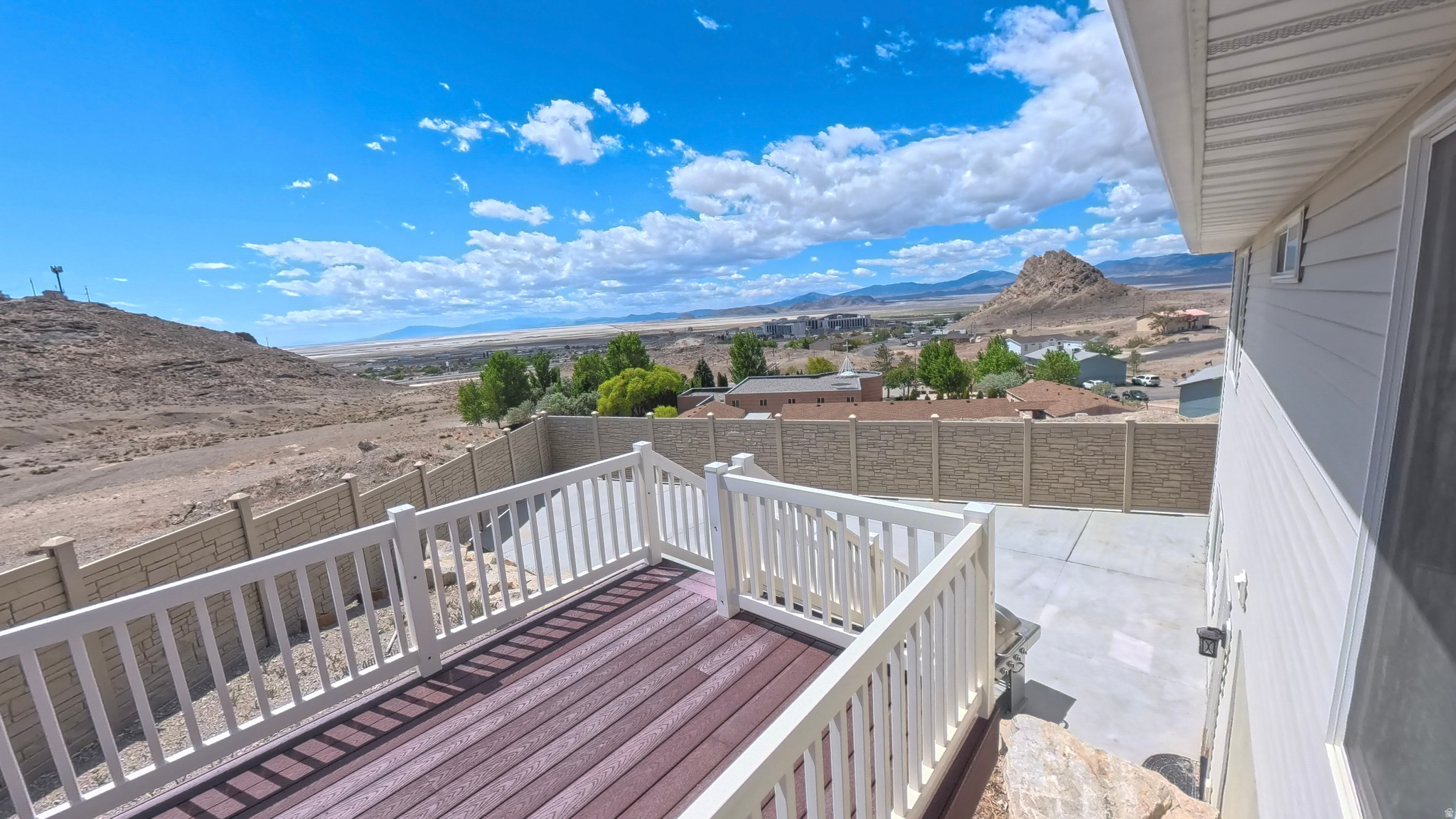 main property photo 54