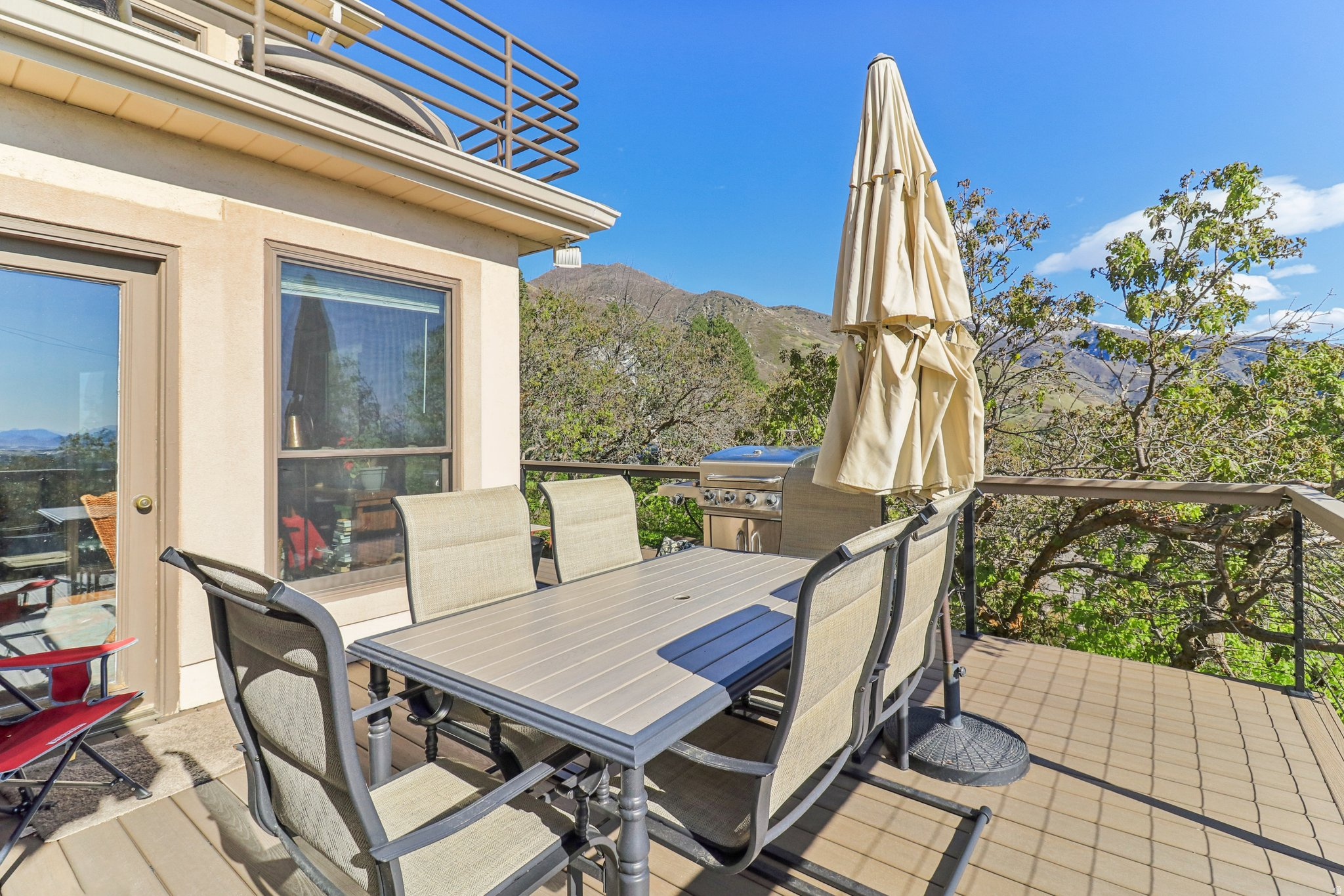 main property photo 60