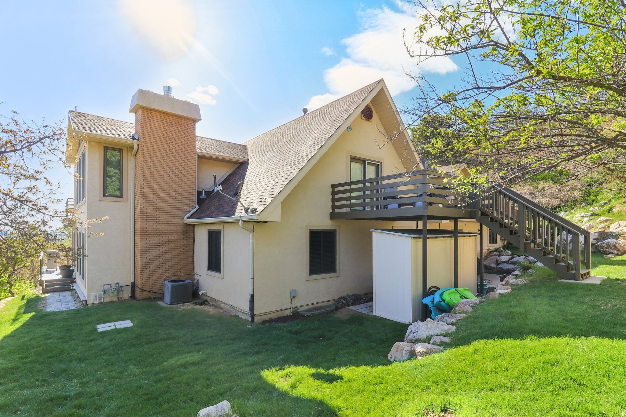 main property photo 70