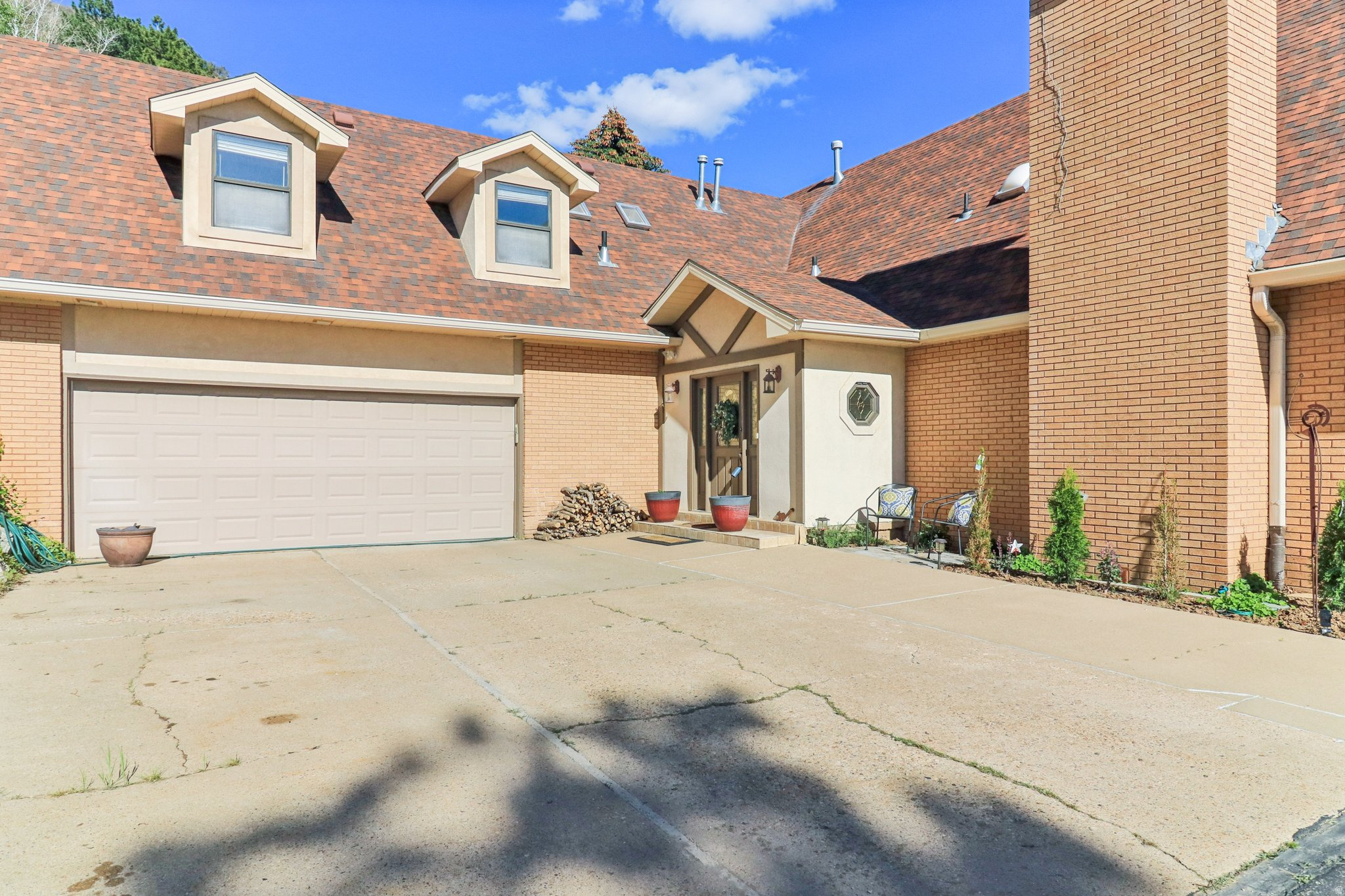 main property photo 78