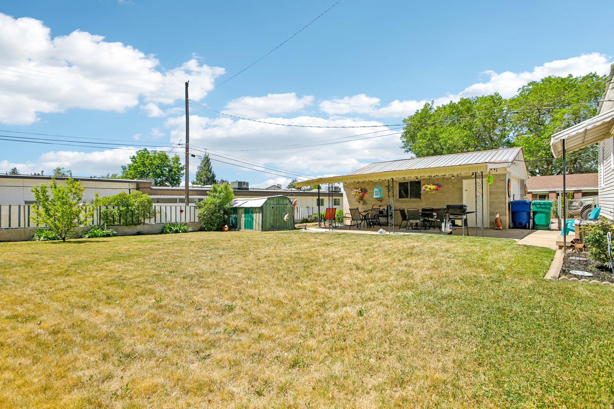 main property photo 31
