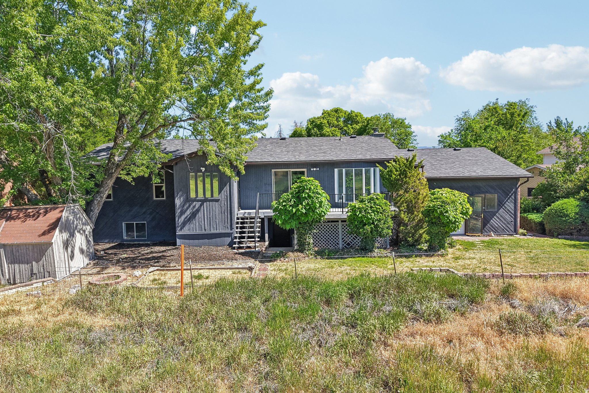 main property photo 40