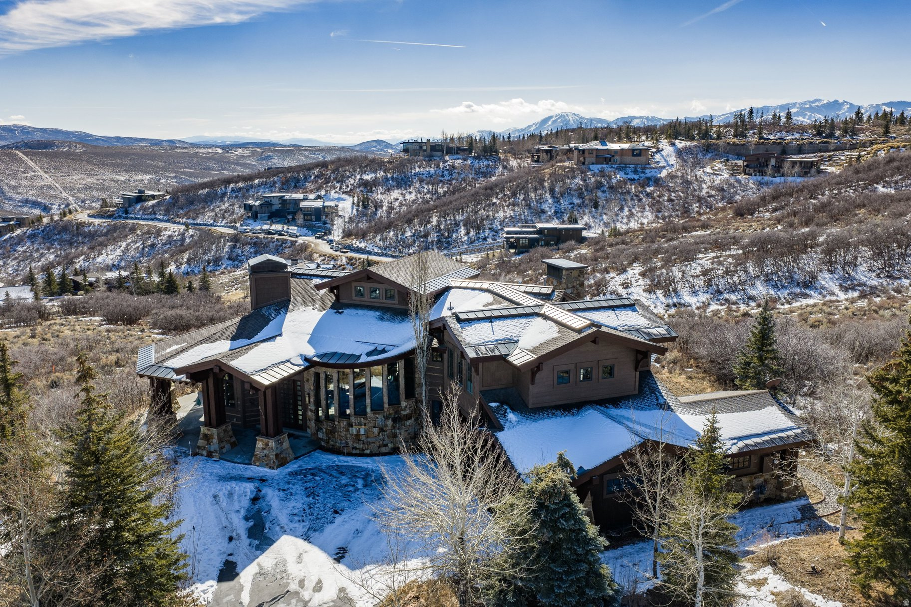 main property photo 37