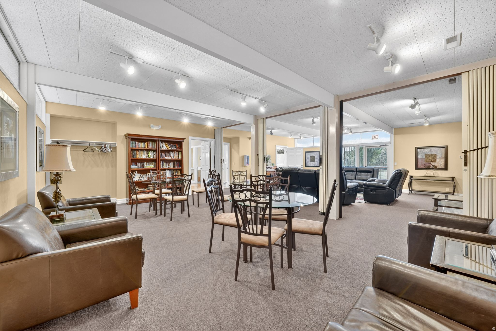 main property photo 35