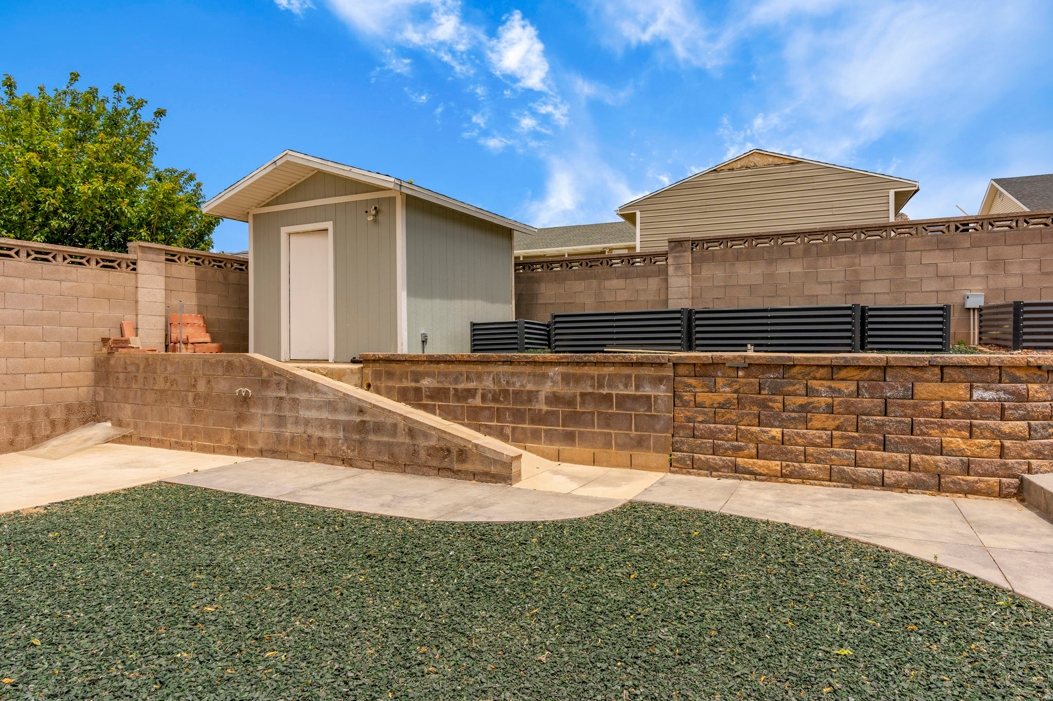 main property photo 67