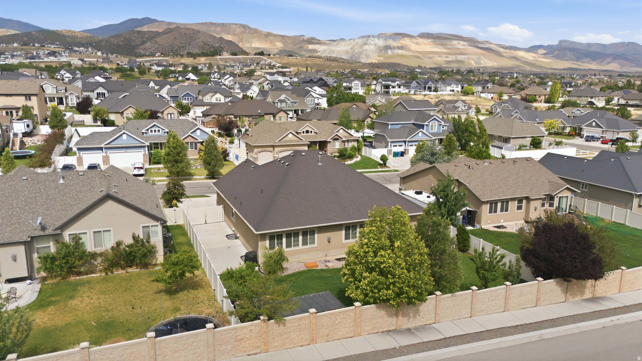 main property photo 60