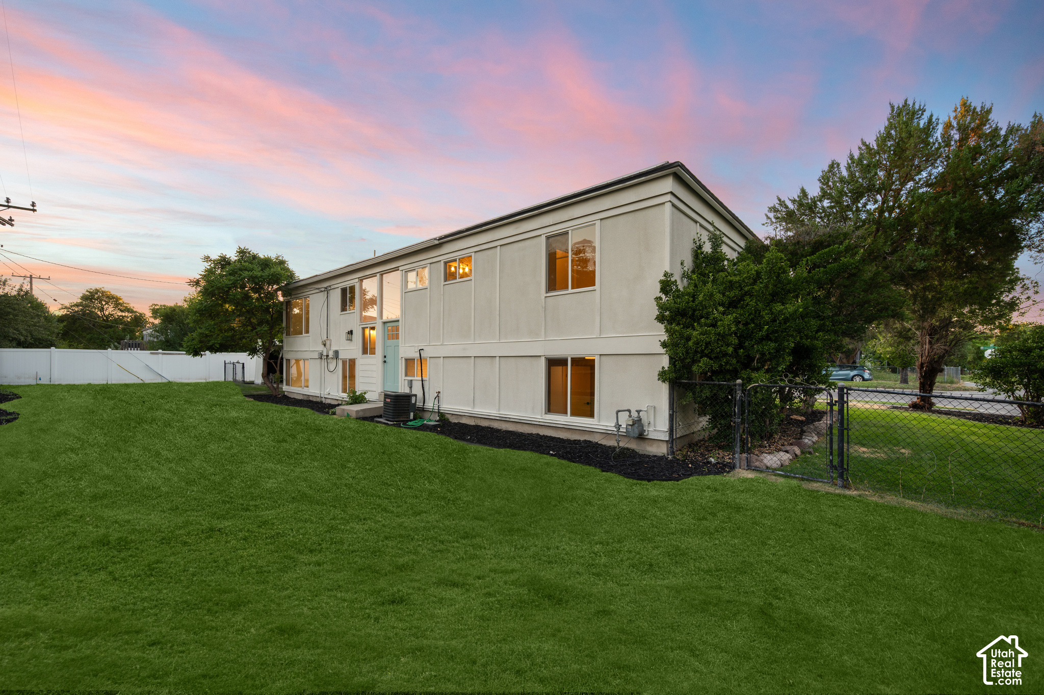 main property photo 37