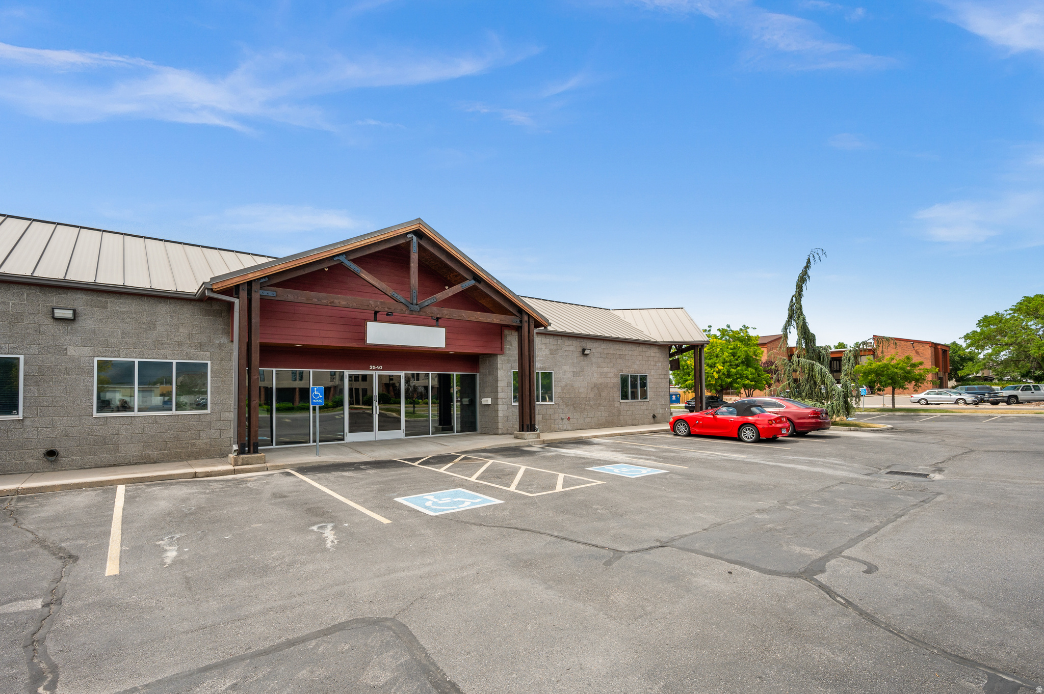 main property photo 19