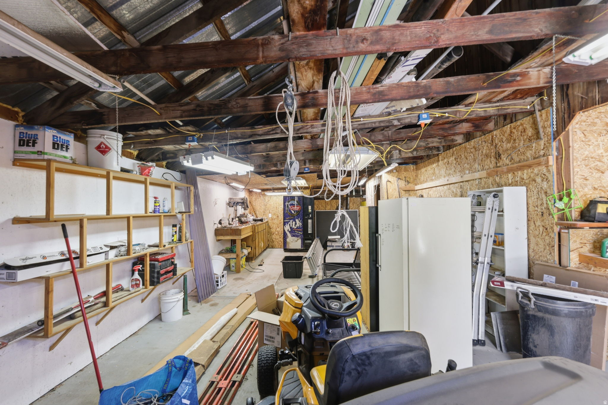 main property photo 50