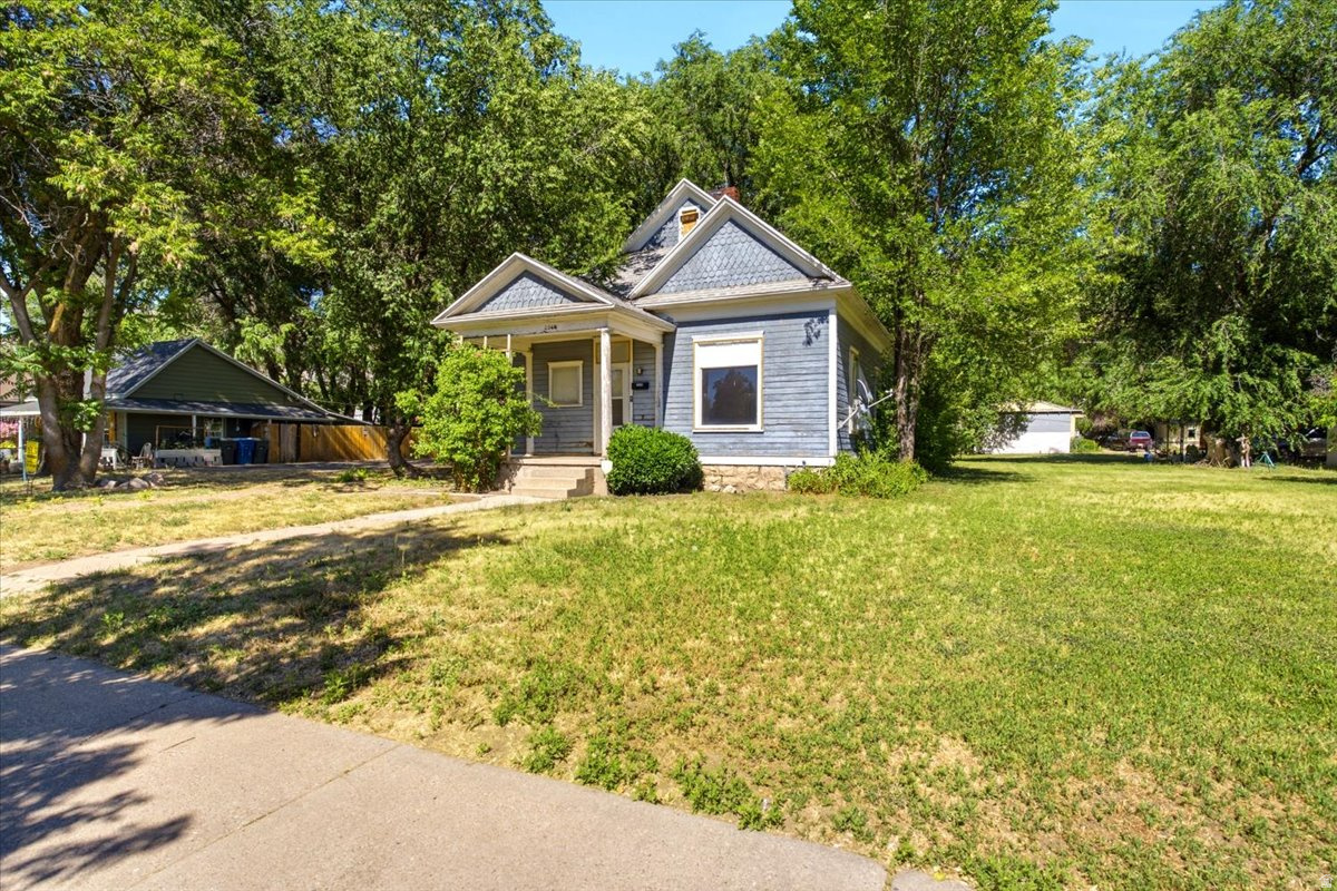 main property photo 3