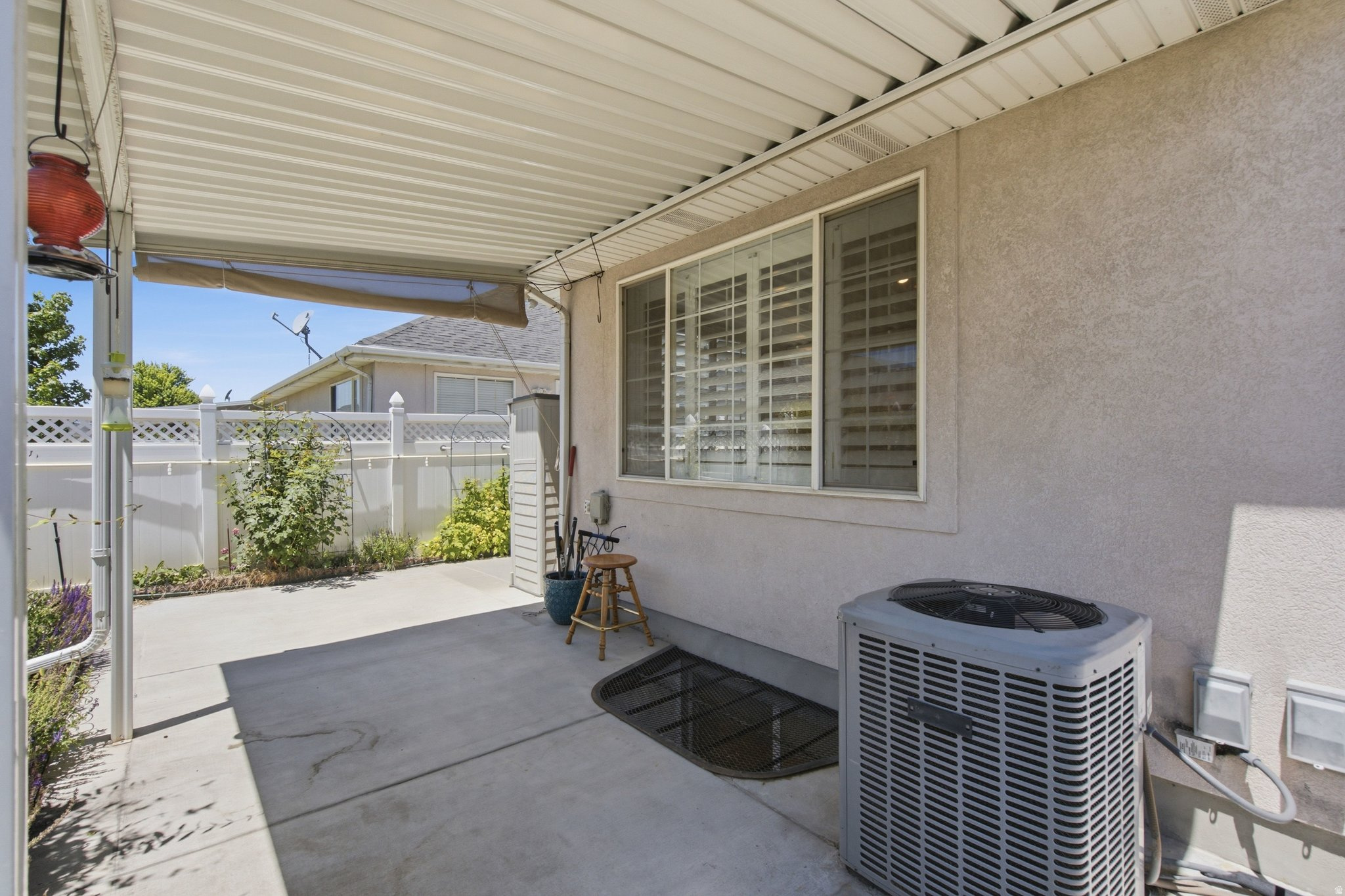 main property photo 68