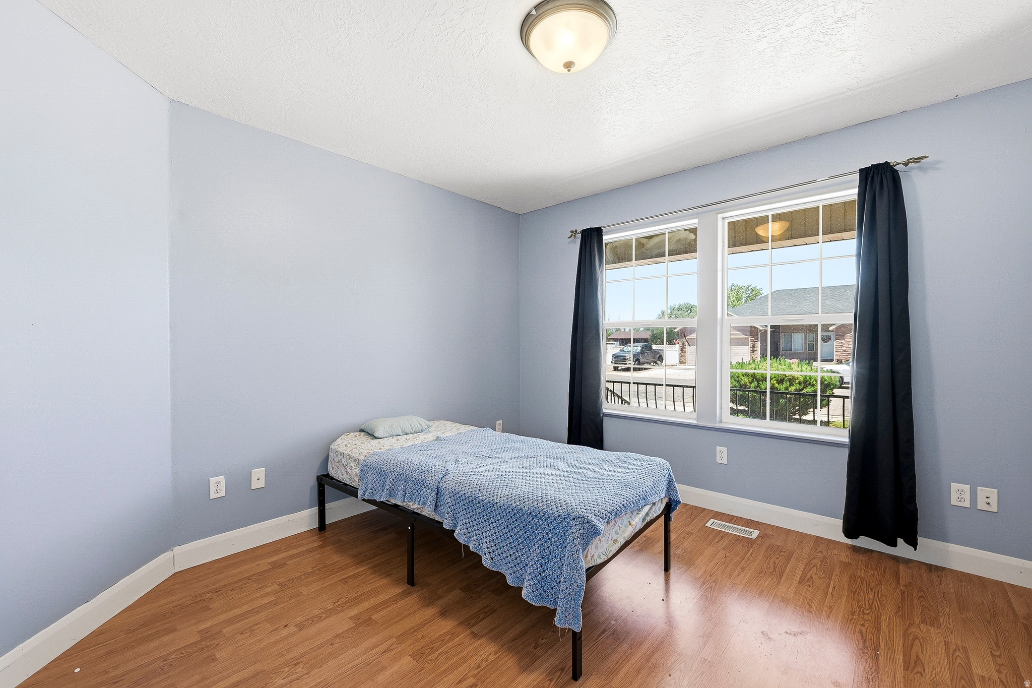 main property photo 20