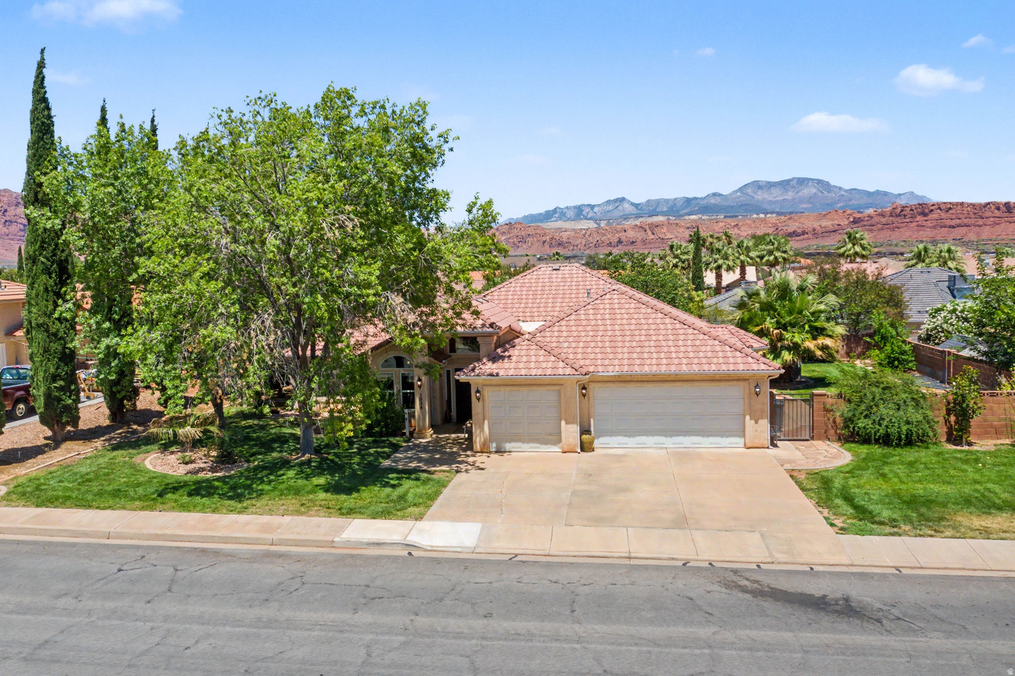 main property photo 46