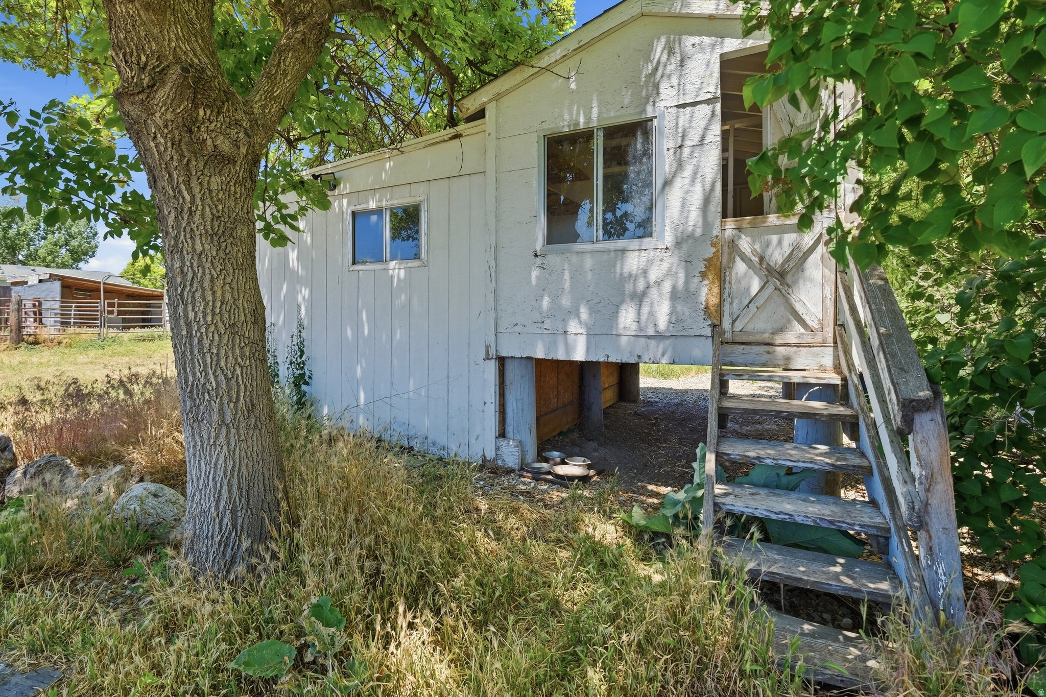 main property photo 24