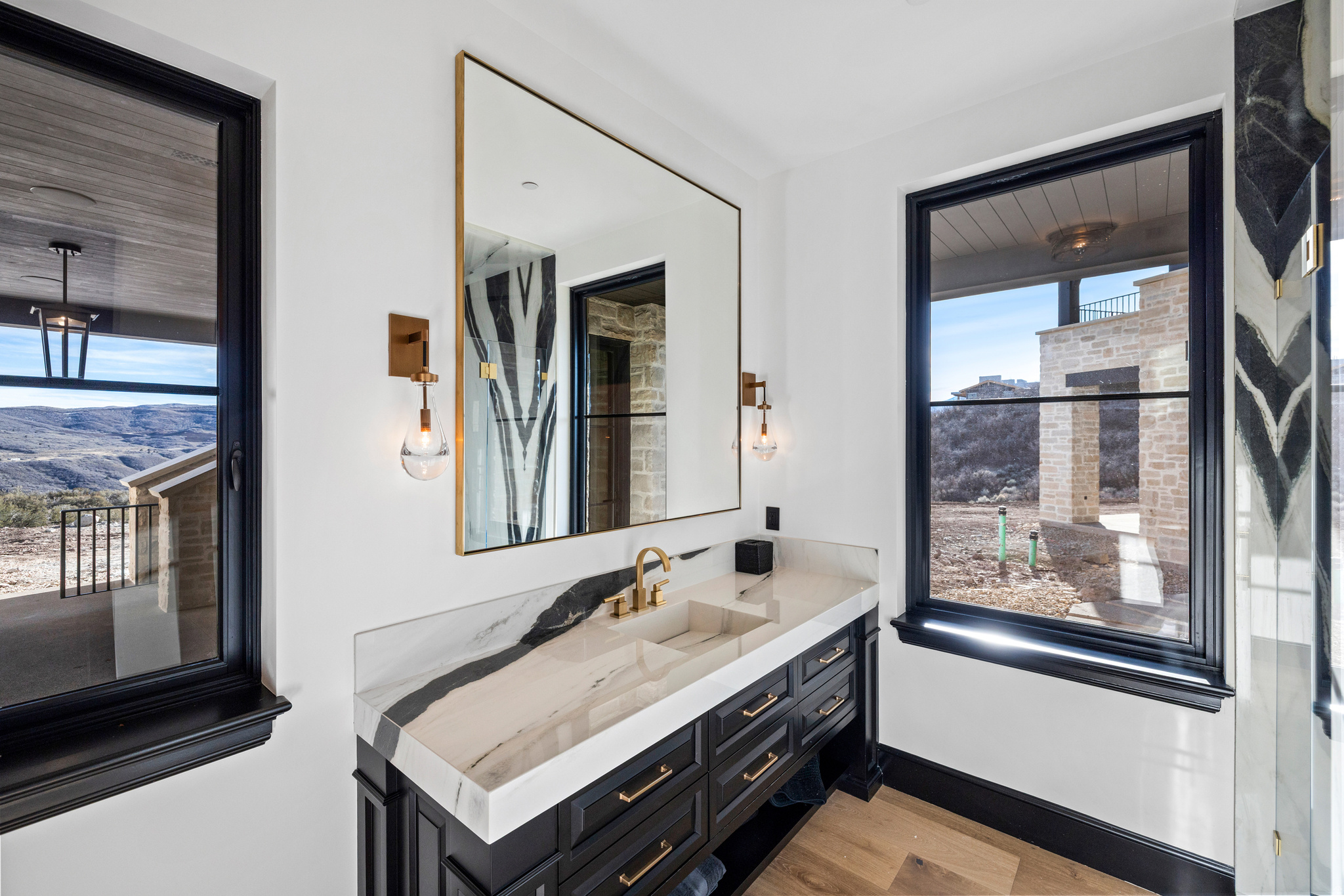 main property photo 76
