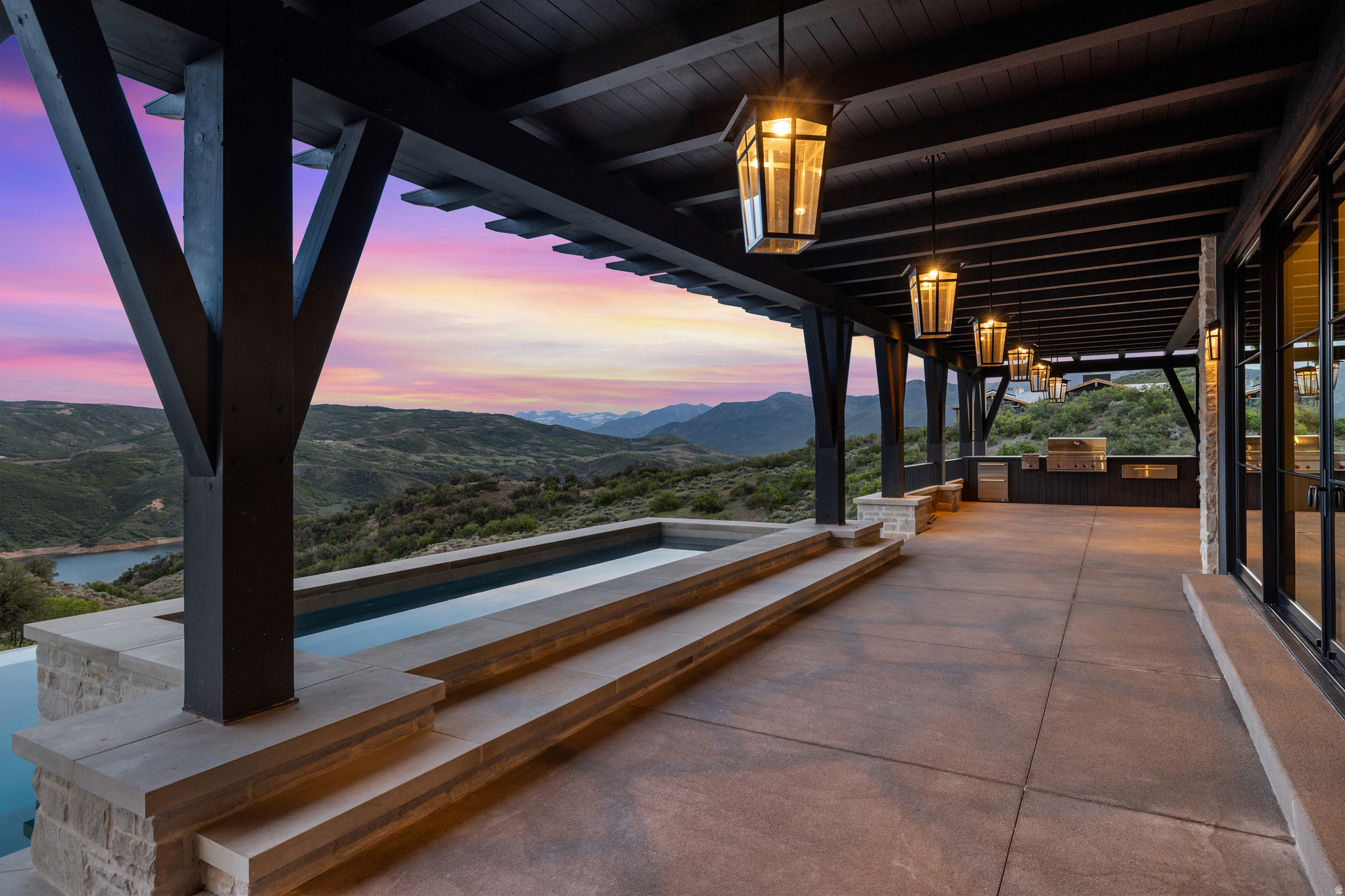 main property photo 99