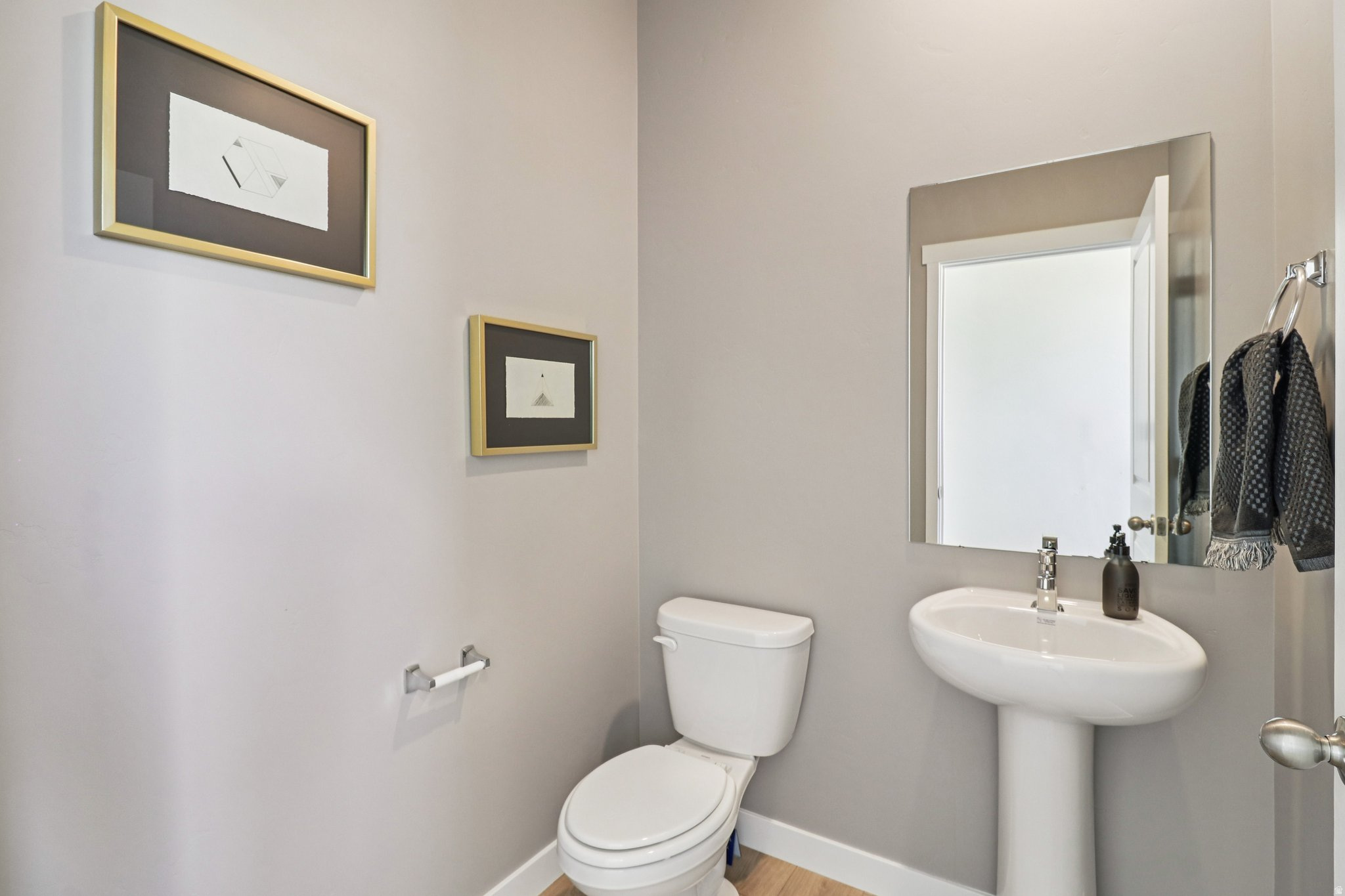 main property photo 12