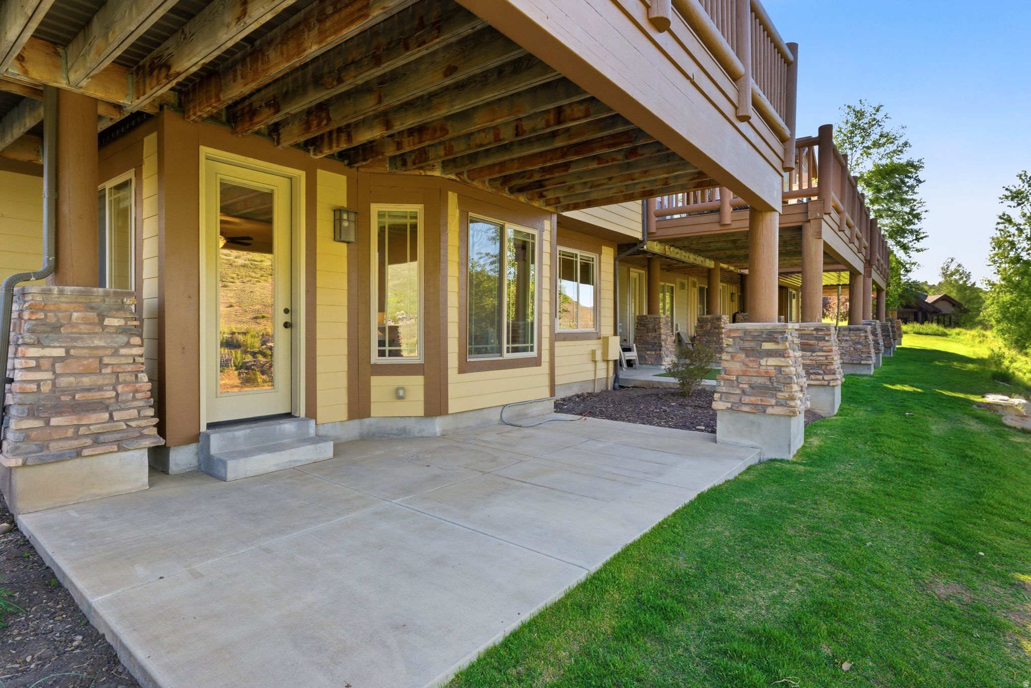 main property photo 43